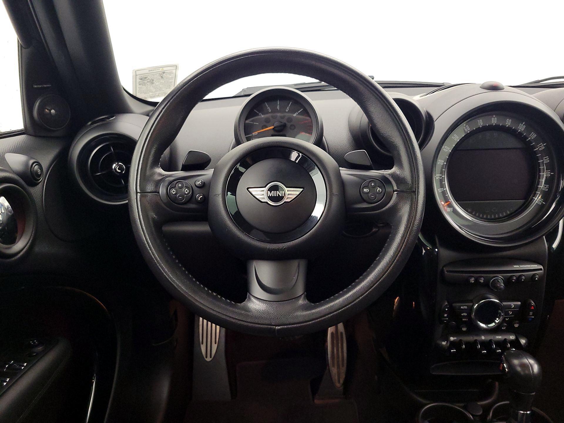 Thumbnail: 2016 MINI Cooper Countryman - 10