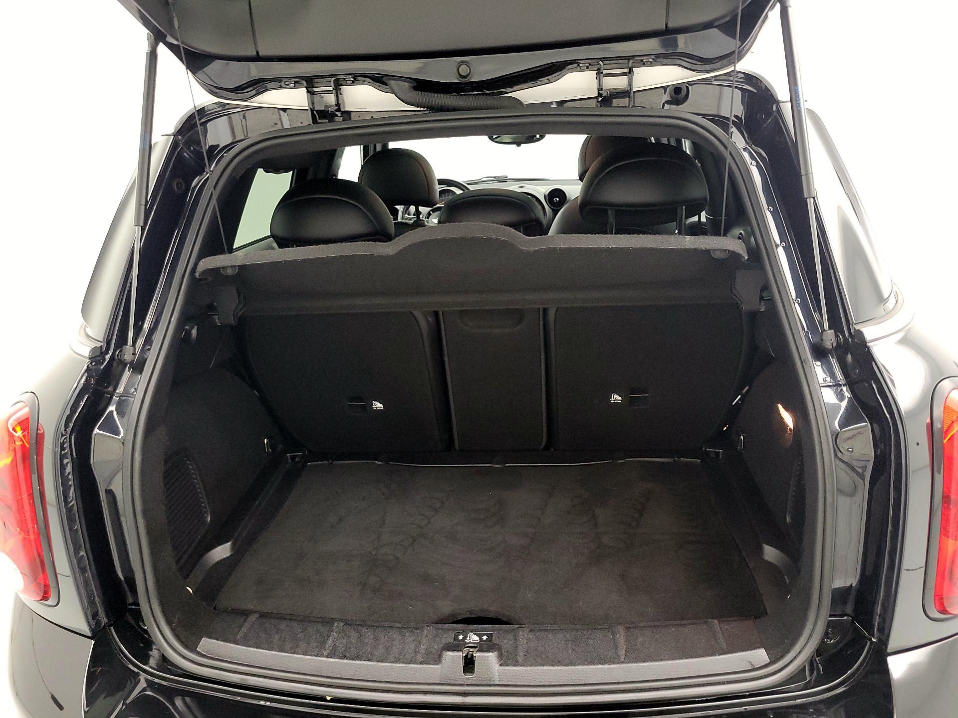 Thumbnail: 2016 MINI Cooper Countryman - 18