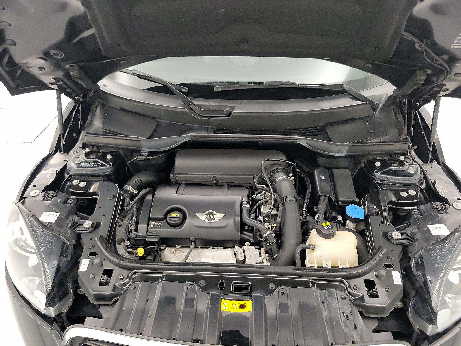 Thumbnail: 2016 MINI Cooper Countryman - 19