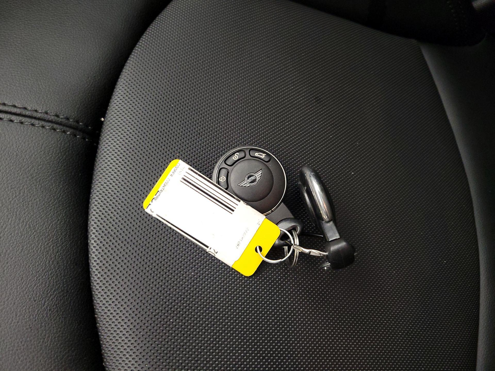 Thumbnail: 2016 MINI Cooper Countryman - 20