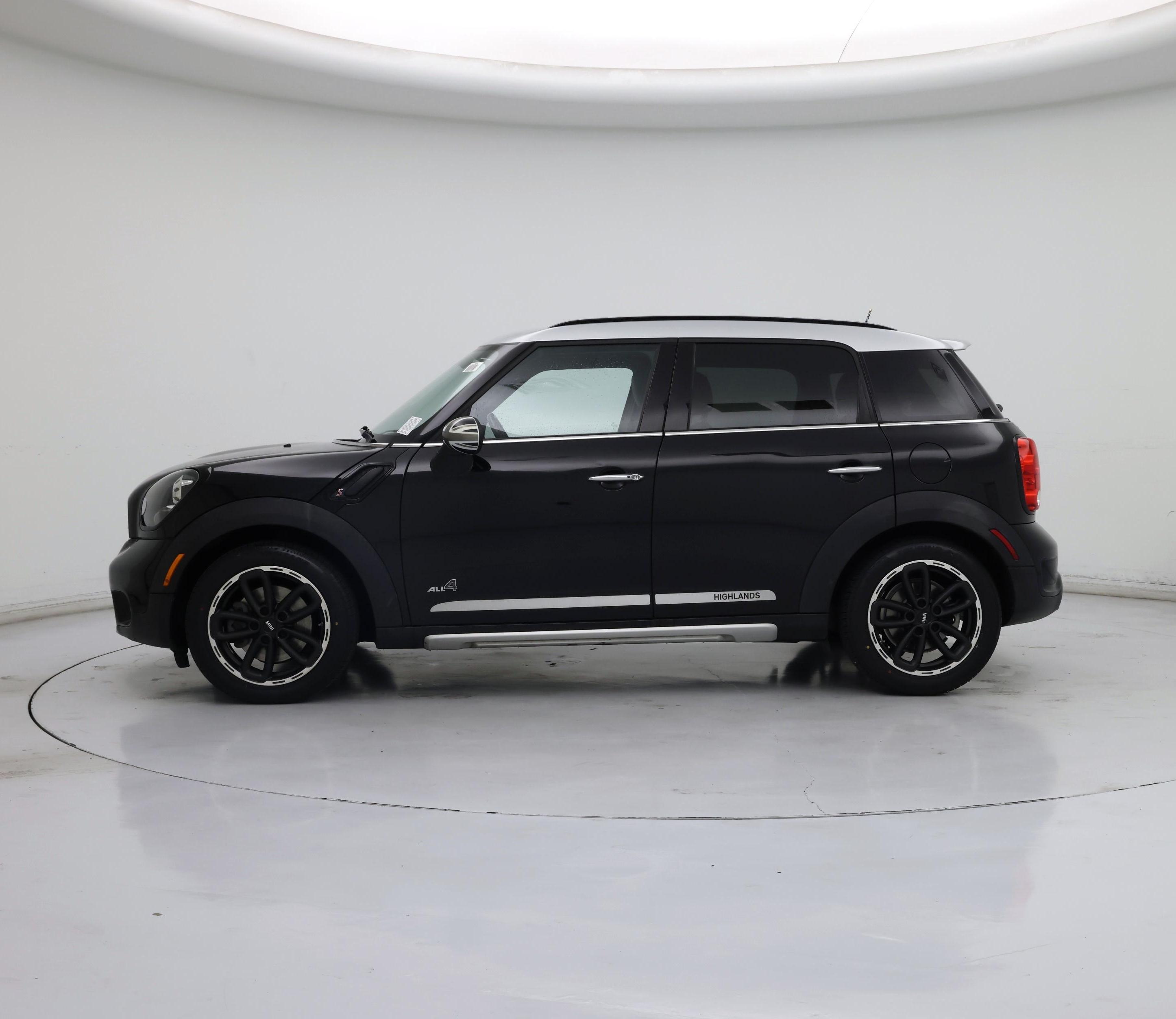 Thumbnail: 2016 MINI Cooper Countryman - 3