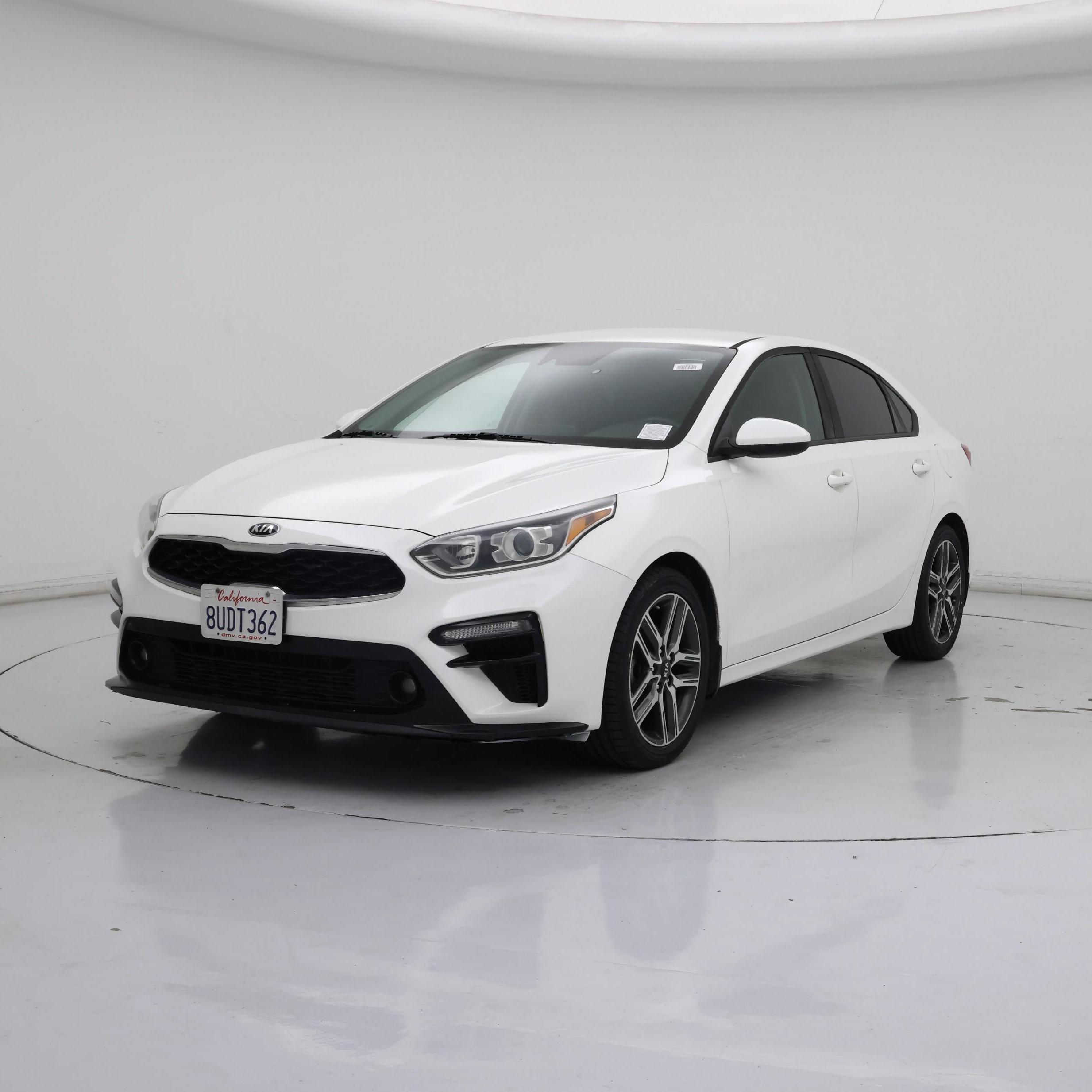 Thumbnail: 2019 Kia Forte - 4