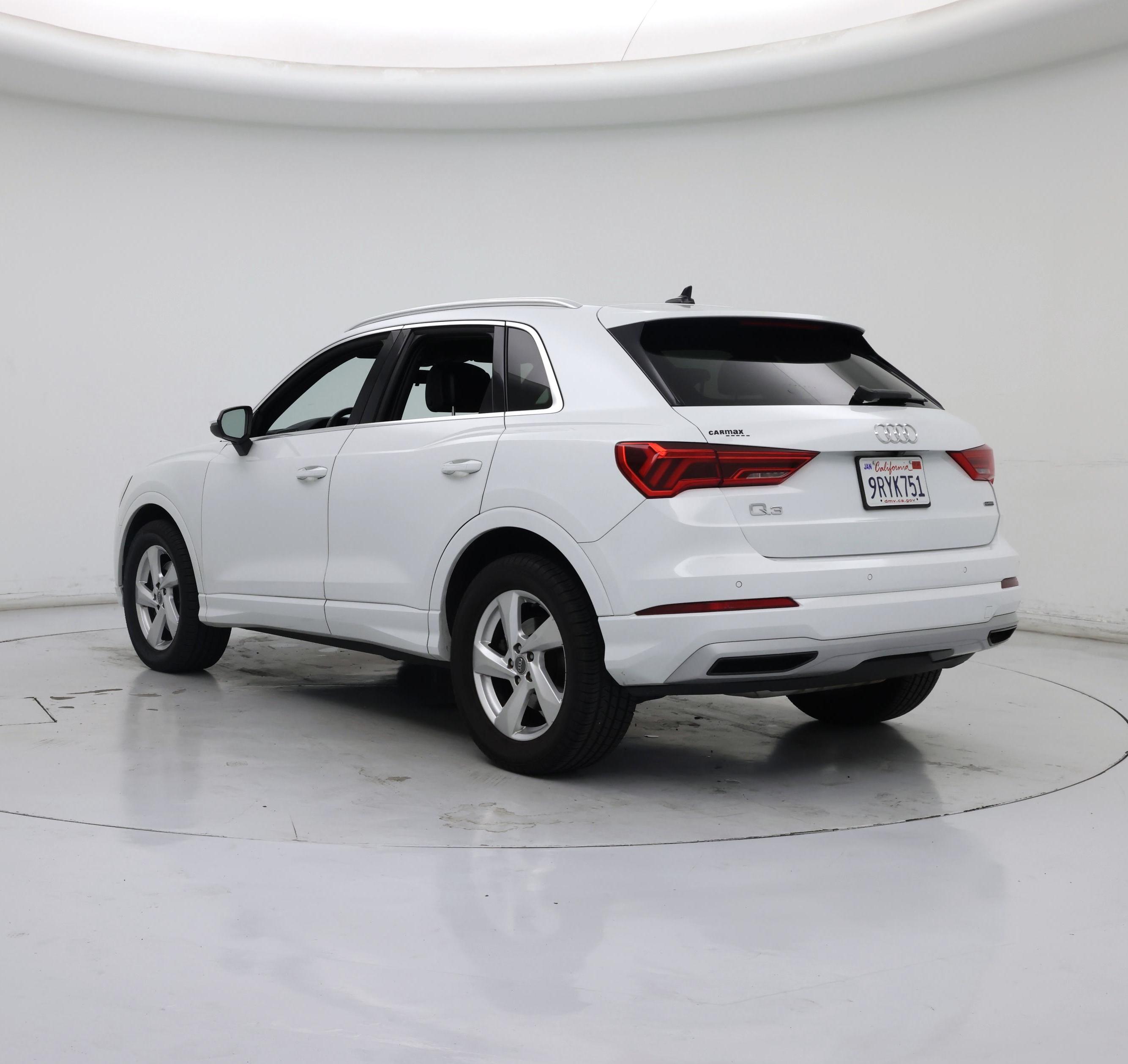 Thumbnail: 2020 Audi Q3 - 2