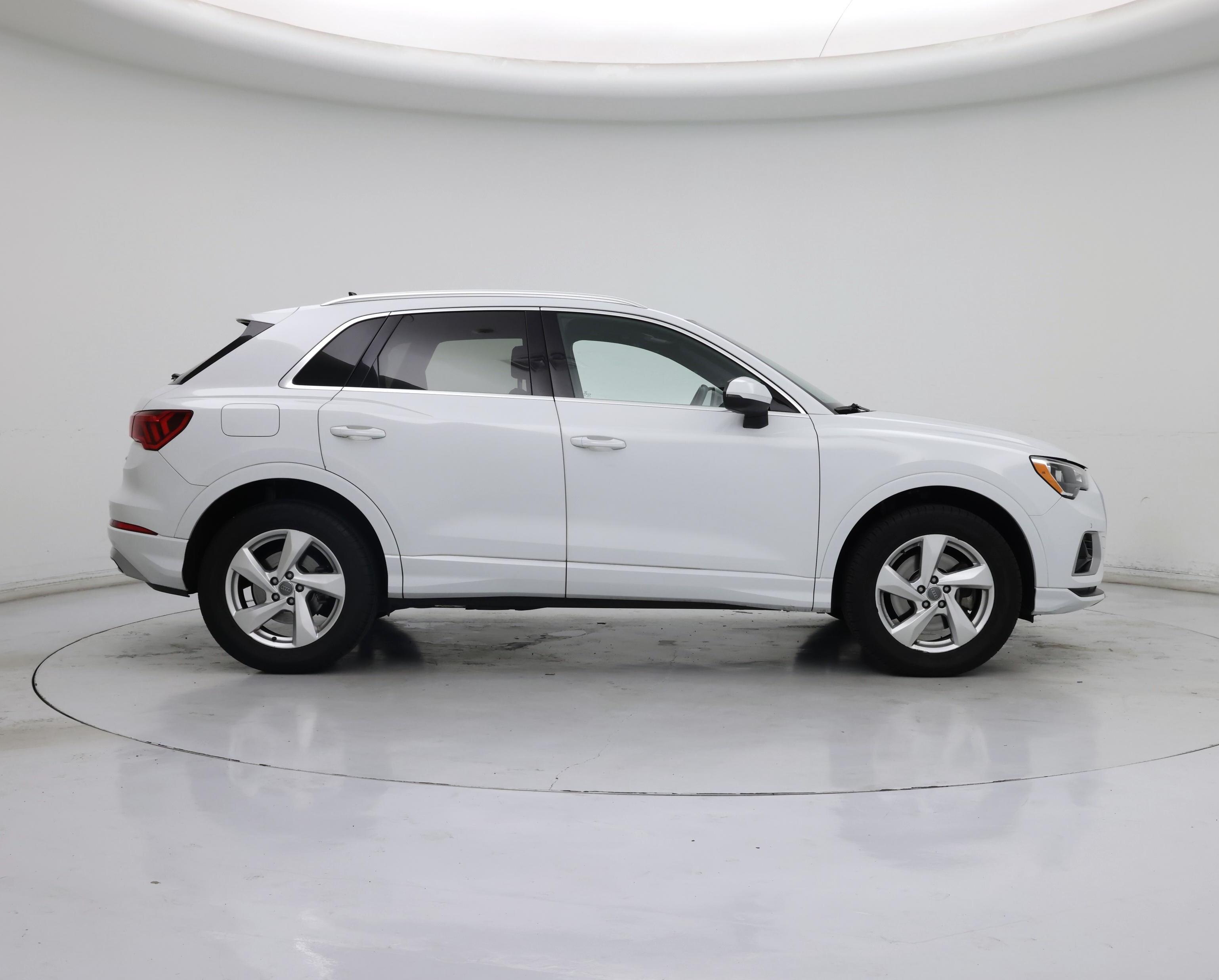 Thumbnail: 2020 Audi Q3 - 7