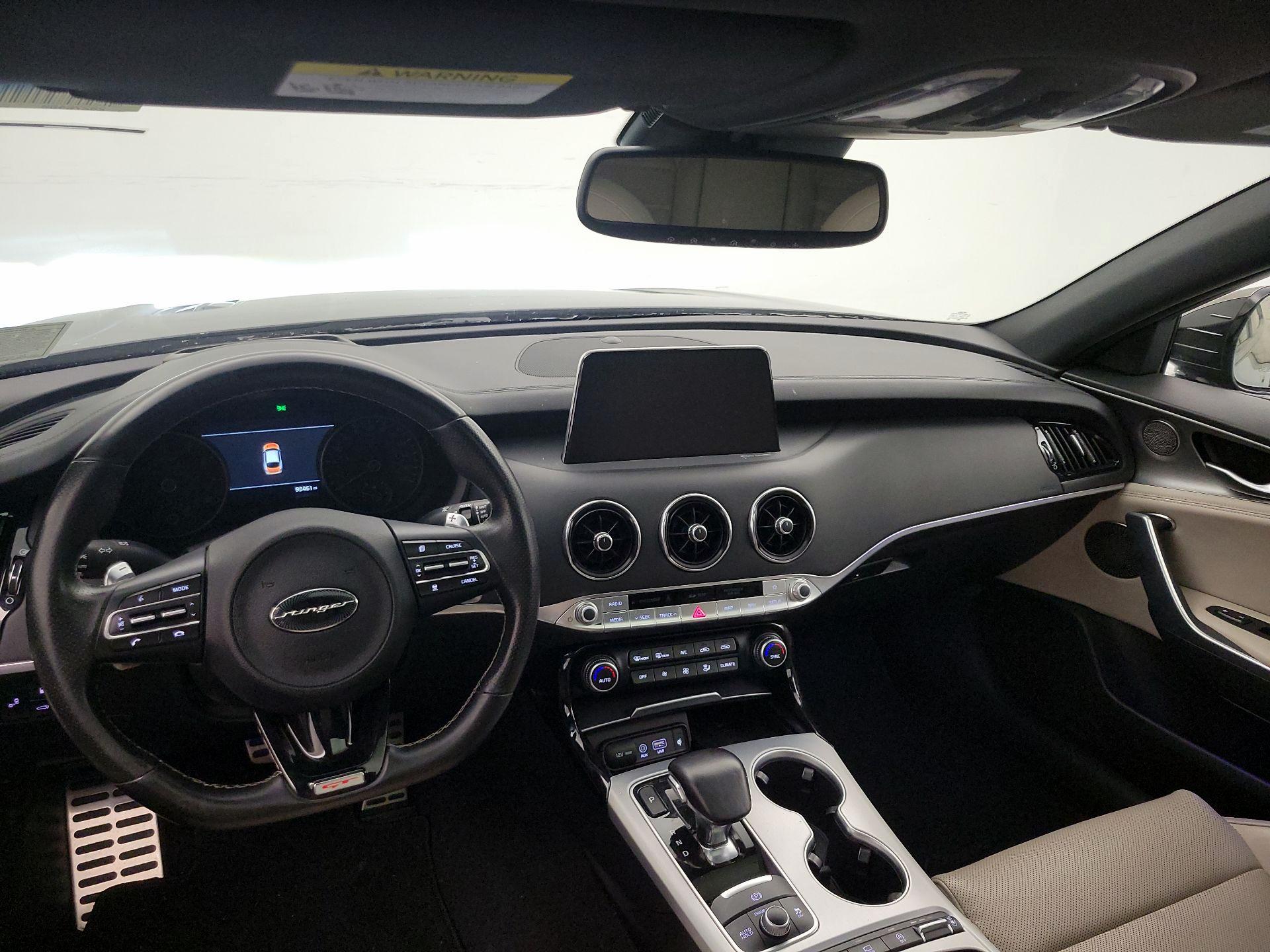 Thumbnail: 2019 Kia Stinger - 9