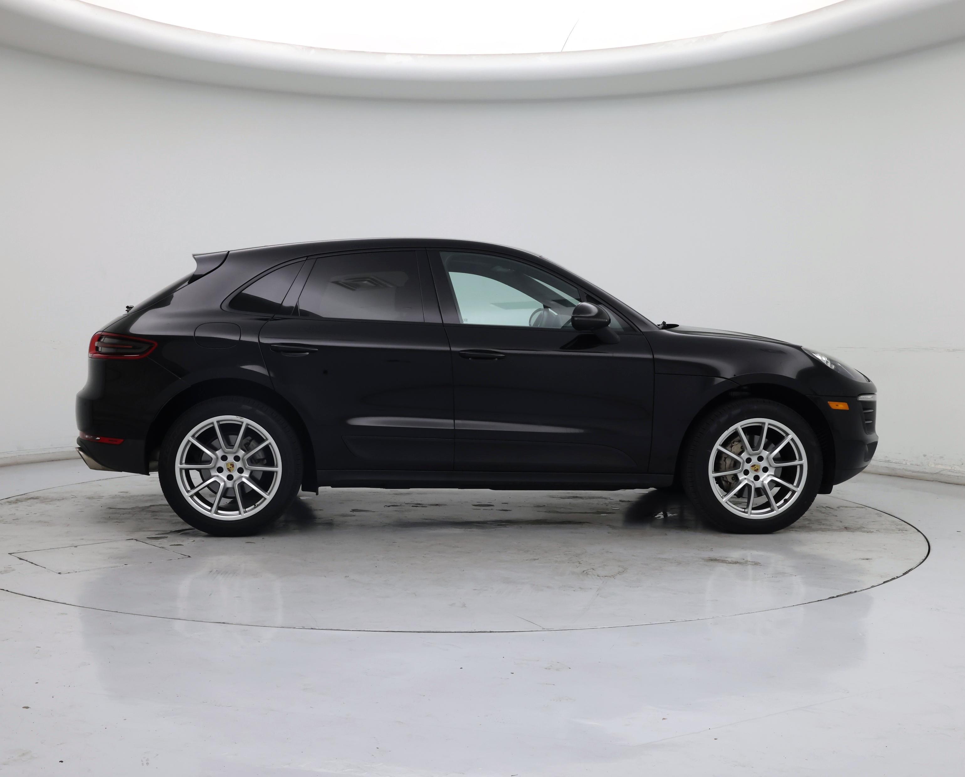 Thumbnail: 2015 Porsche Macan - 7