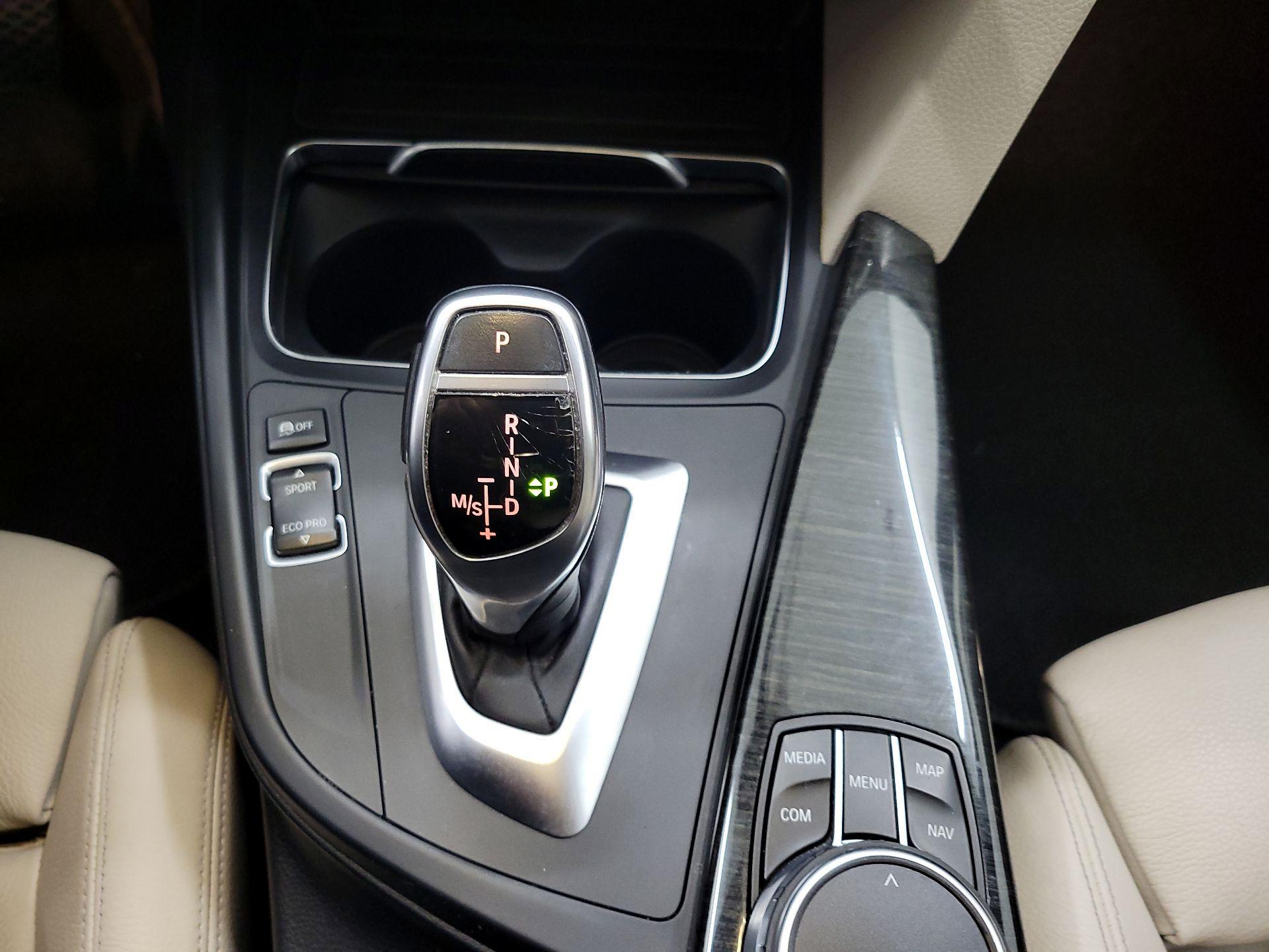 Thumbnail: 2018 BMW 3 Series - 18