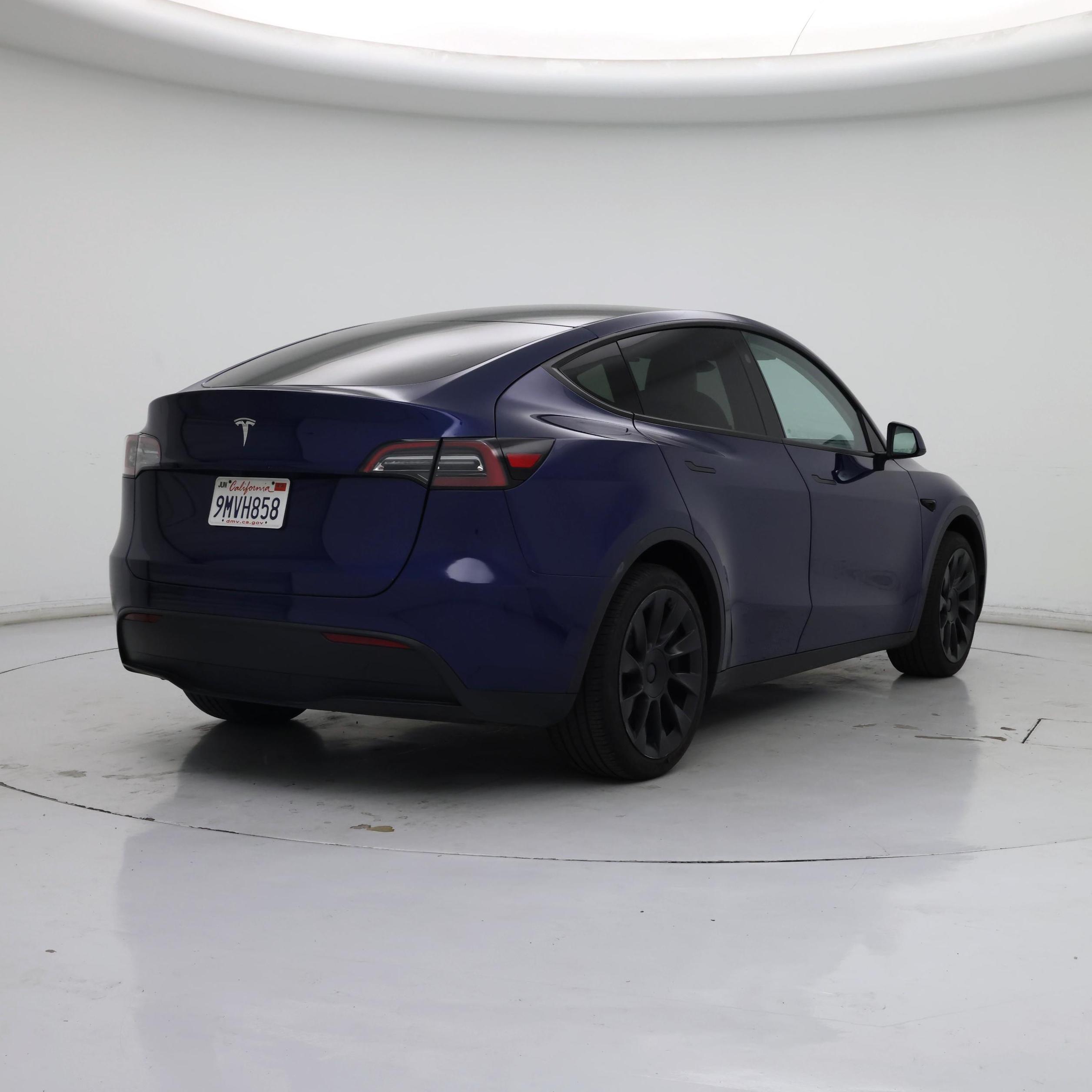 Thumbnail: 2024 Tesla Model Y - 8