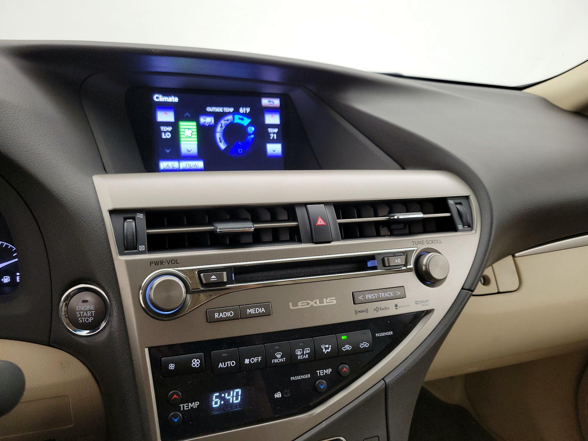 Thumbnail: 2015 Lexus RX - 17