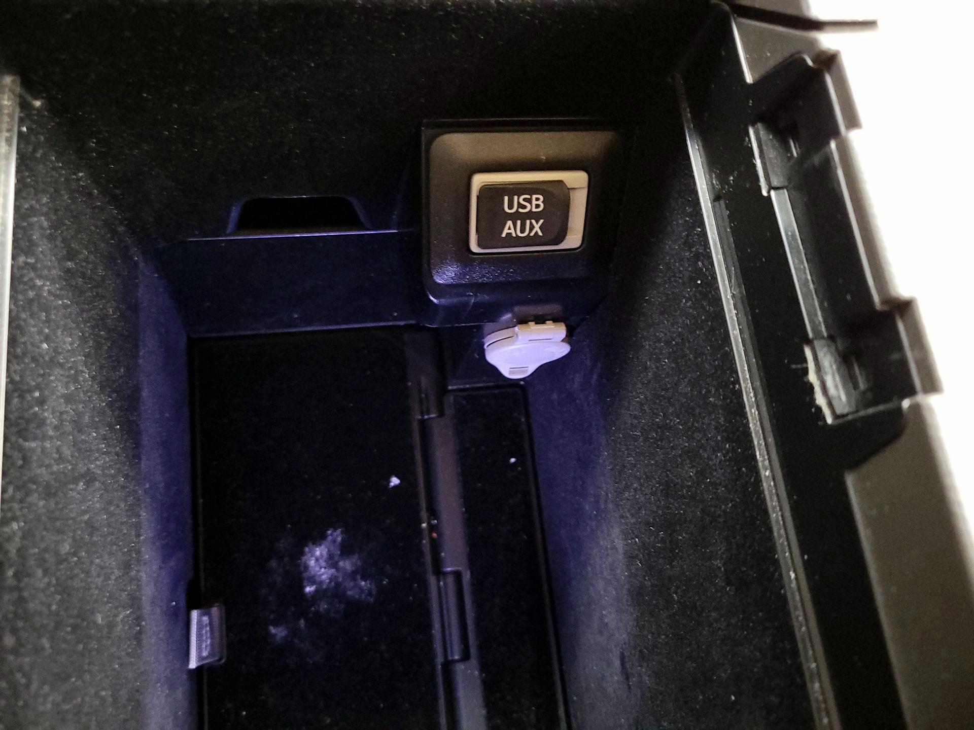 Thumbnail: 2015 Lexus RX - 19