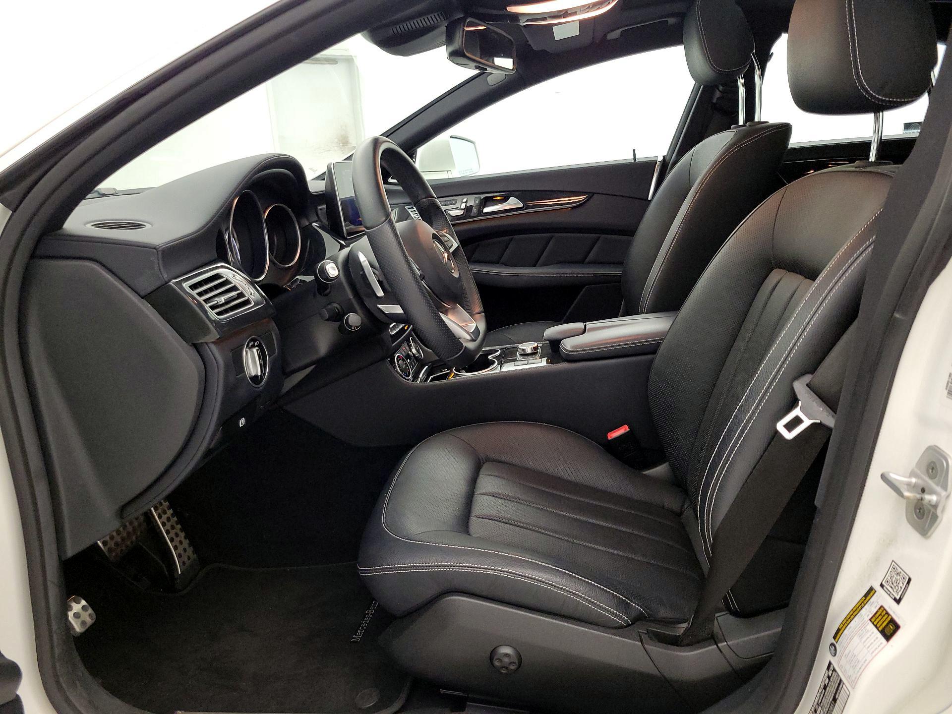 Thumbnail: 2017 Mercedes-Benz CLS - 11