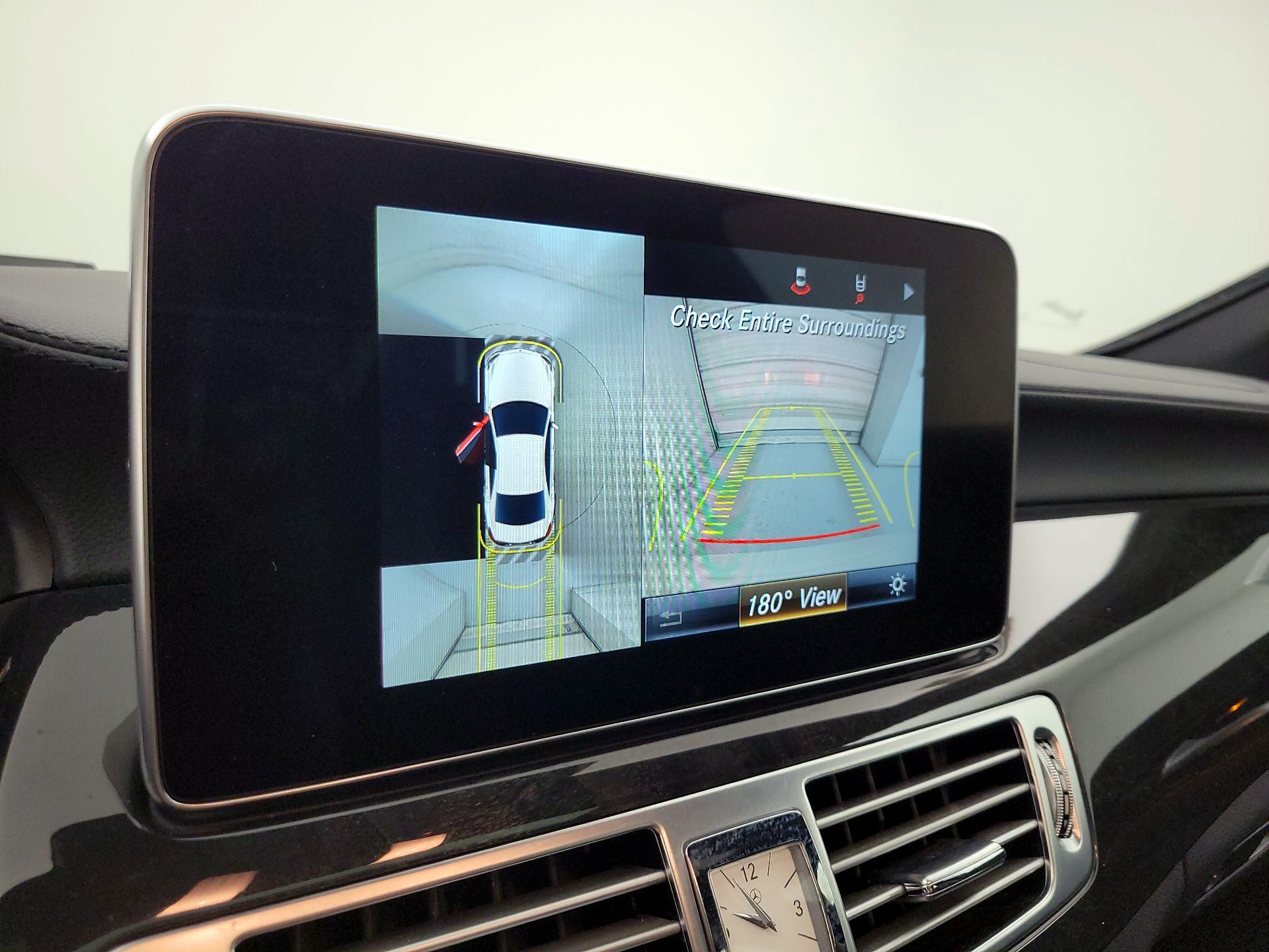 Thumbnail: 2017 Mercedes-Benz CLS - 15