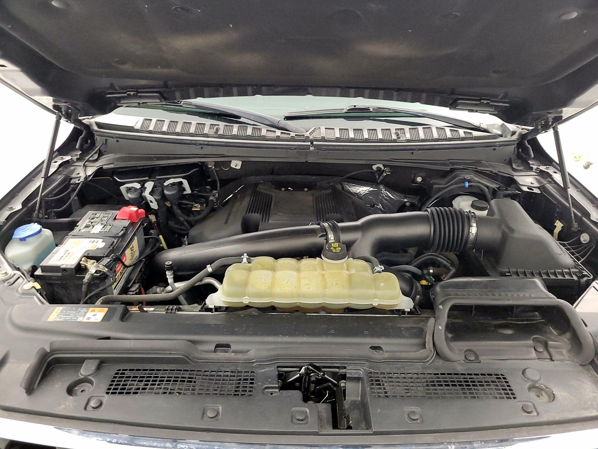 Thumbnail: 2020 Ford Expedition - 20