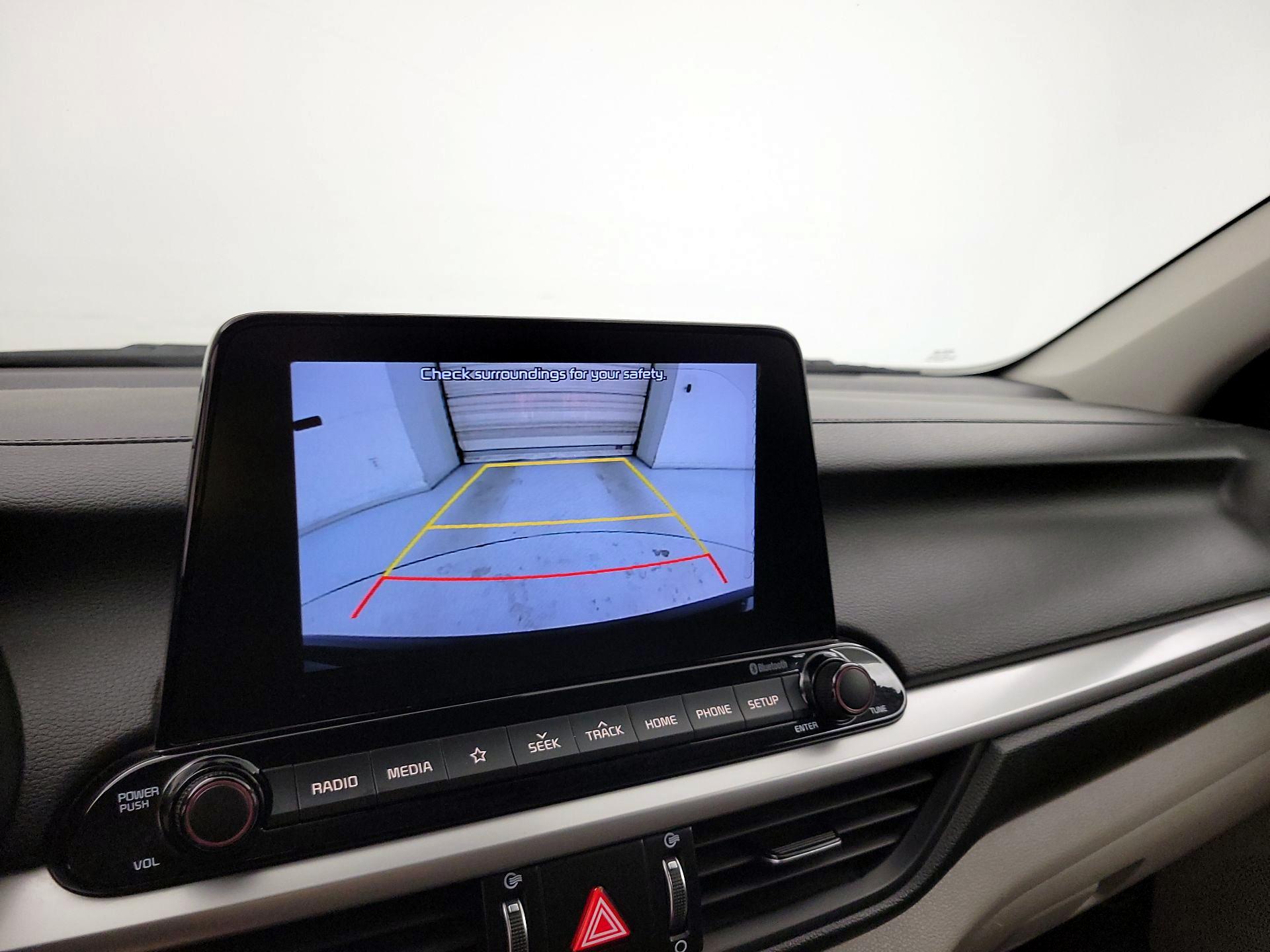 Thumbnail: 2020 Kia Forte - 14