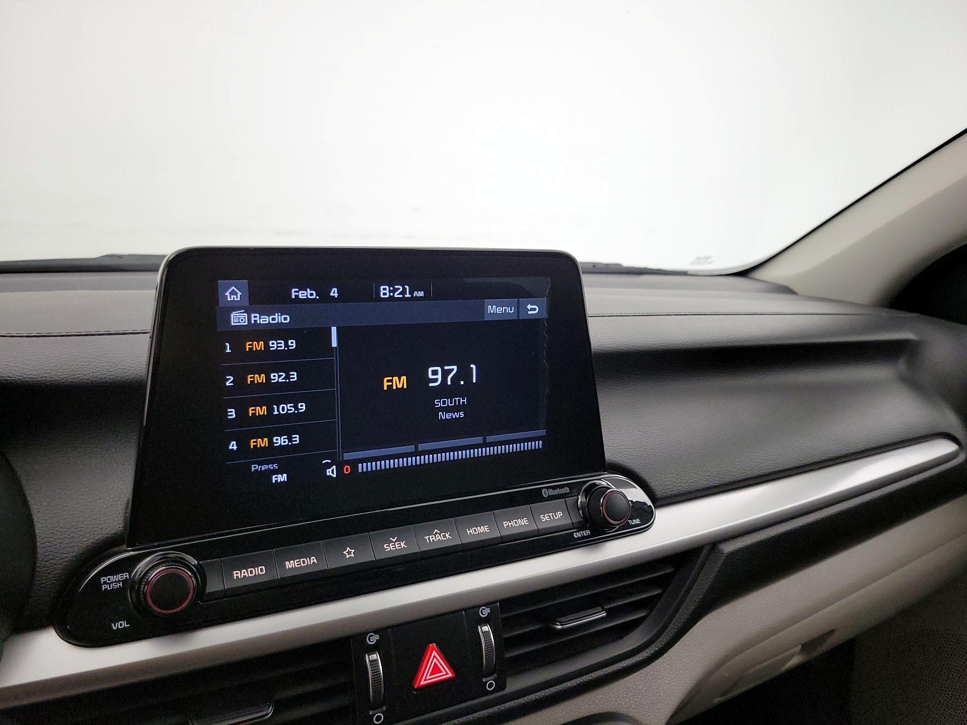 Thumbnail: 2020 Kia Forte - 15