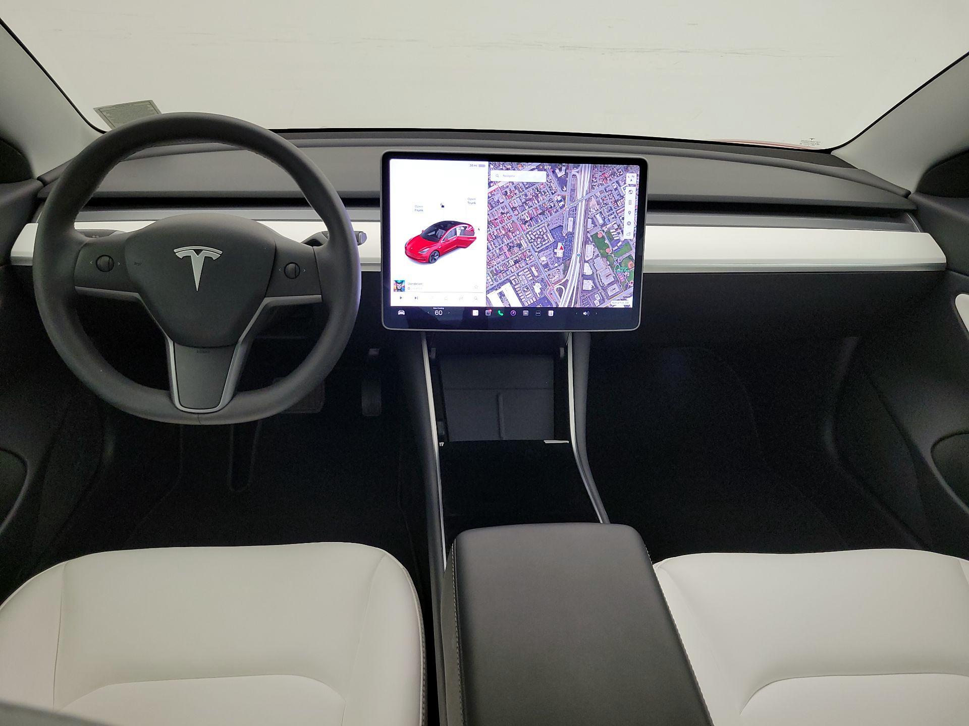 Thumbnail: 2020 Tesla Model 3 - 9