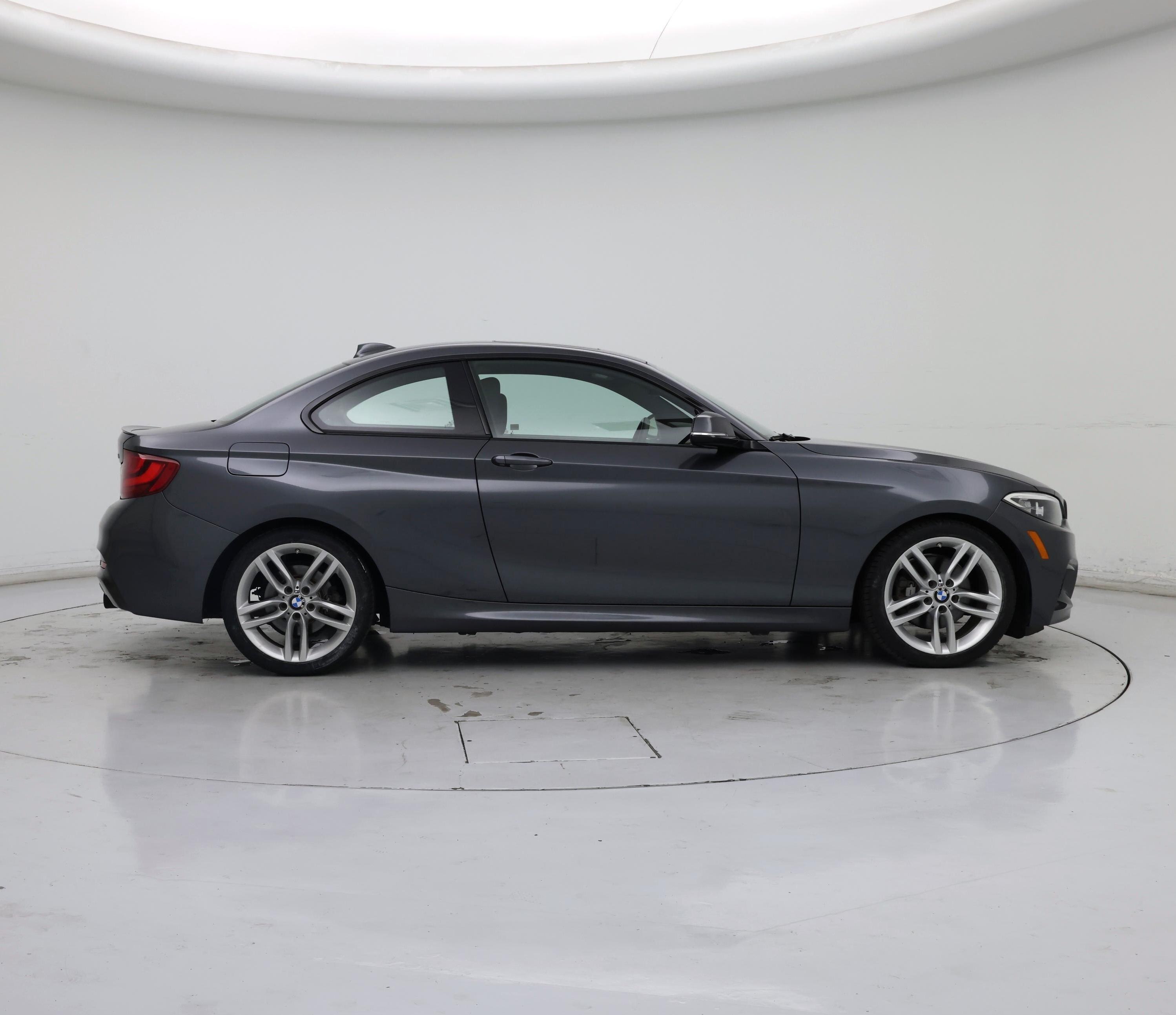 Thumbnail: 2016 BMW 2 Series - 7