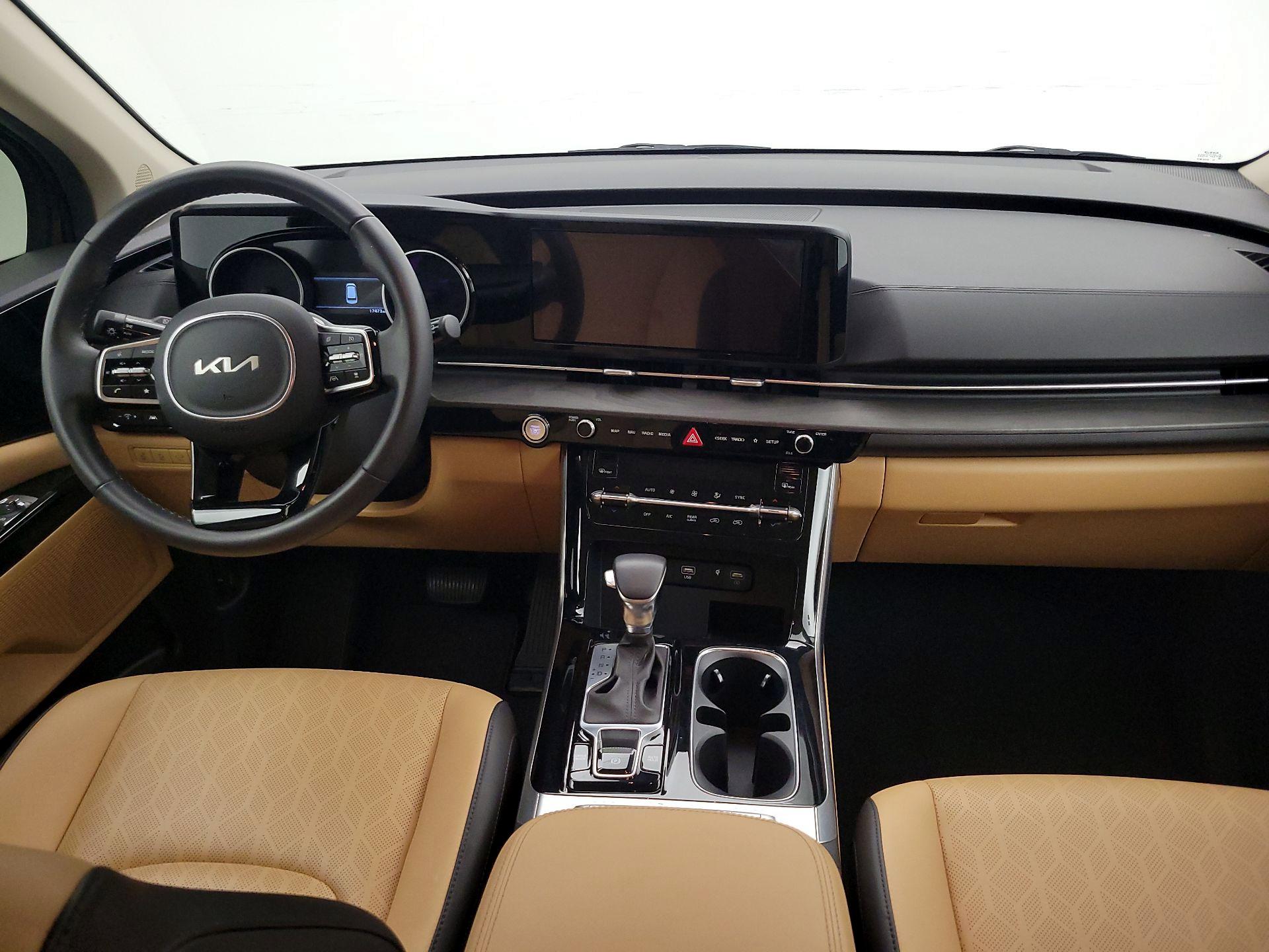 Thumbnail: 2024 Kia Carnival - 9