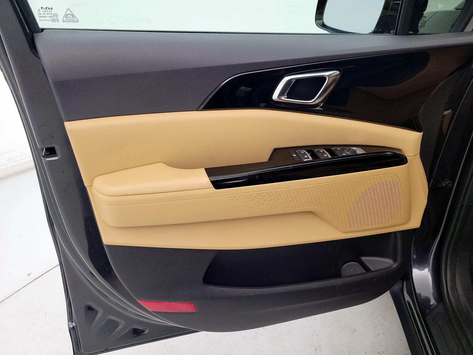 Thumbnail: 2024 Kia Carnival - 12