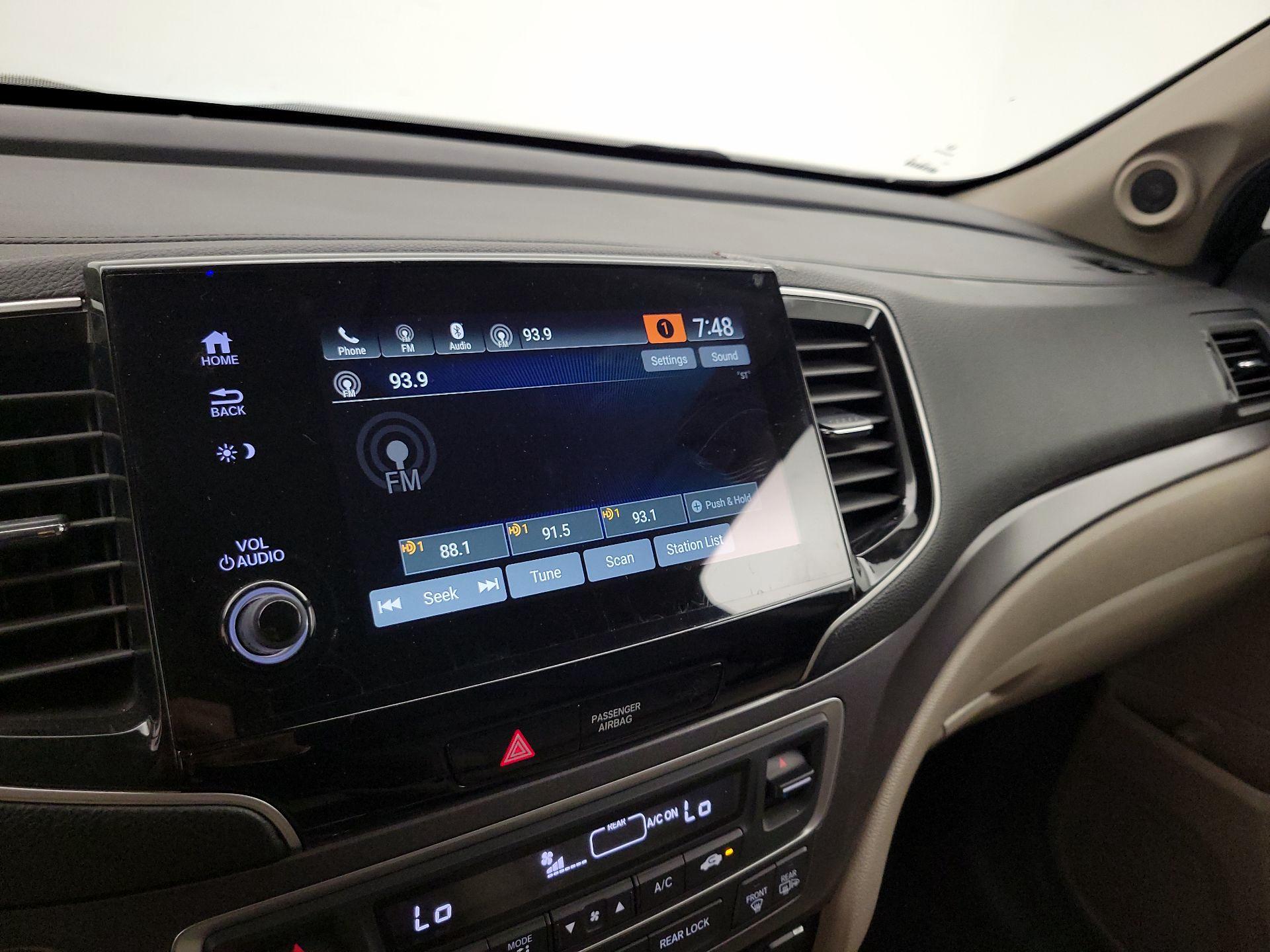 Thumbnail: 2021 Honda Pilot - 15