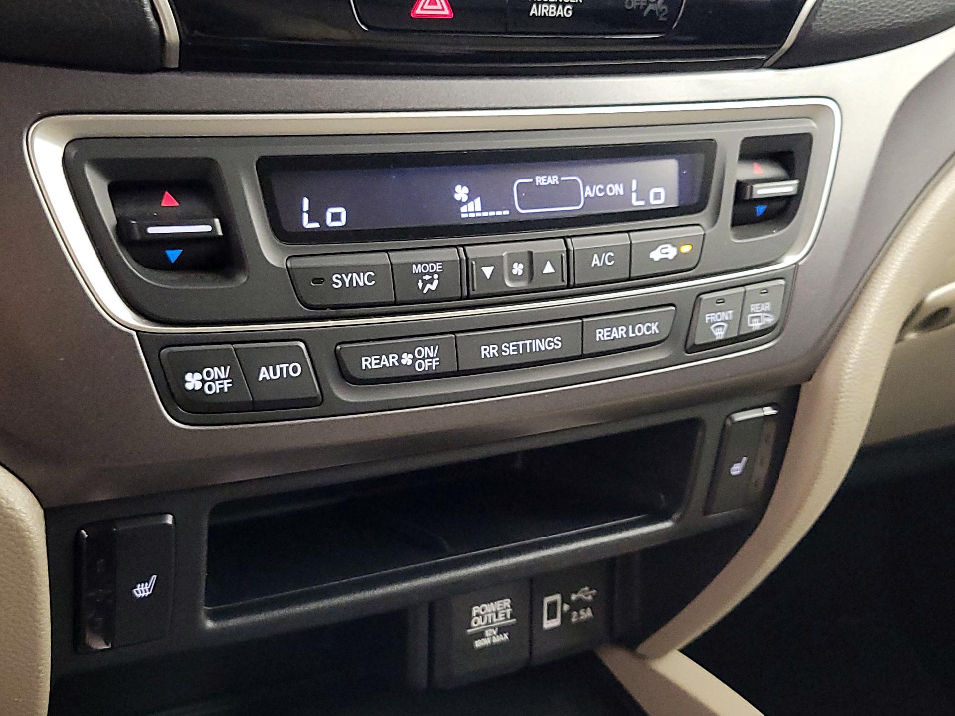 Thumbnail: 2021 Honda Pilot - 16