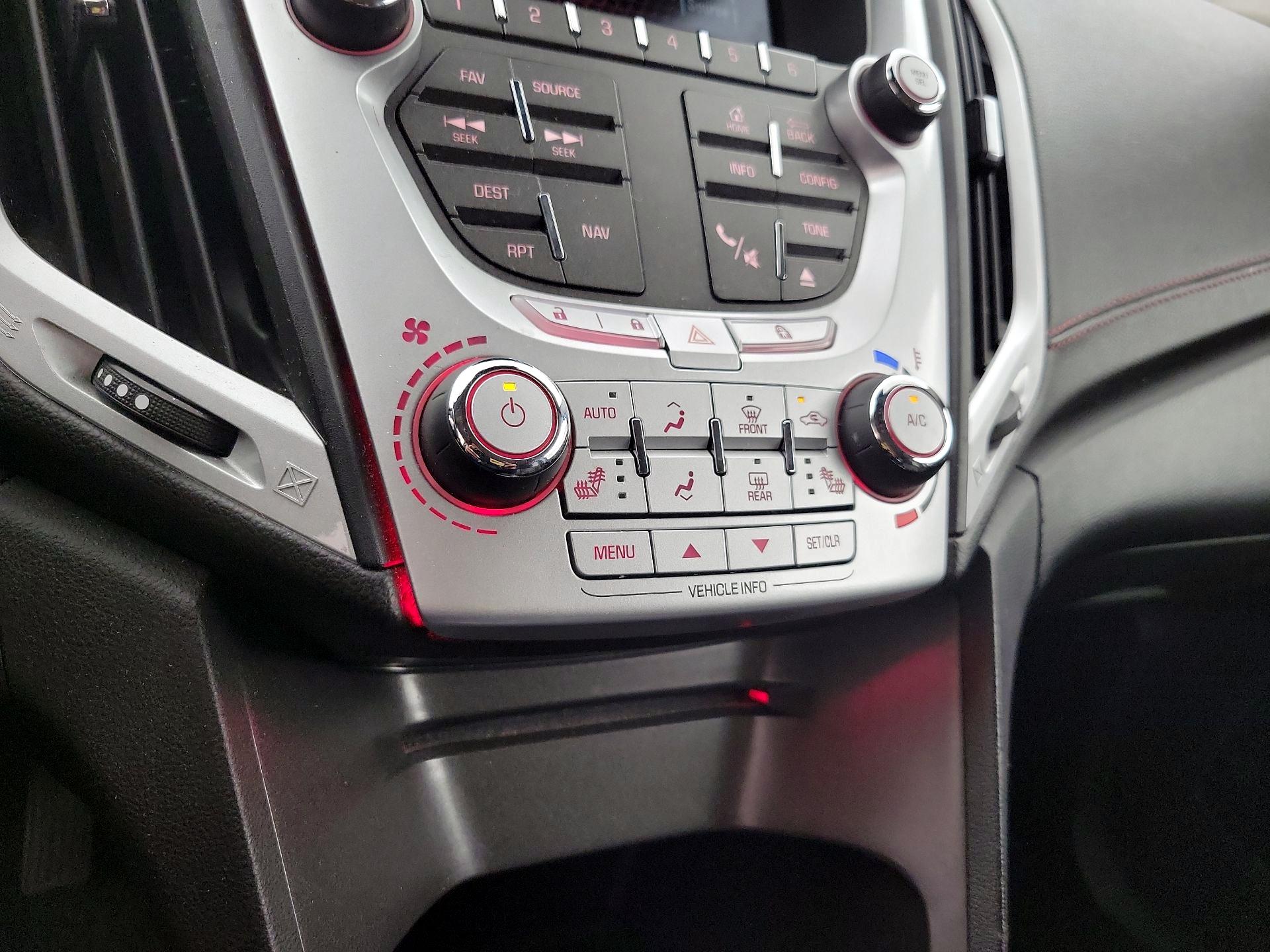 Thumbnail: 2015 GMC Terrain - 16