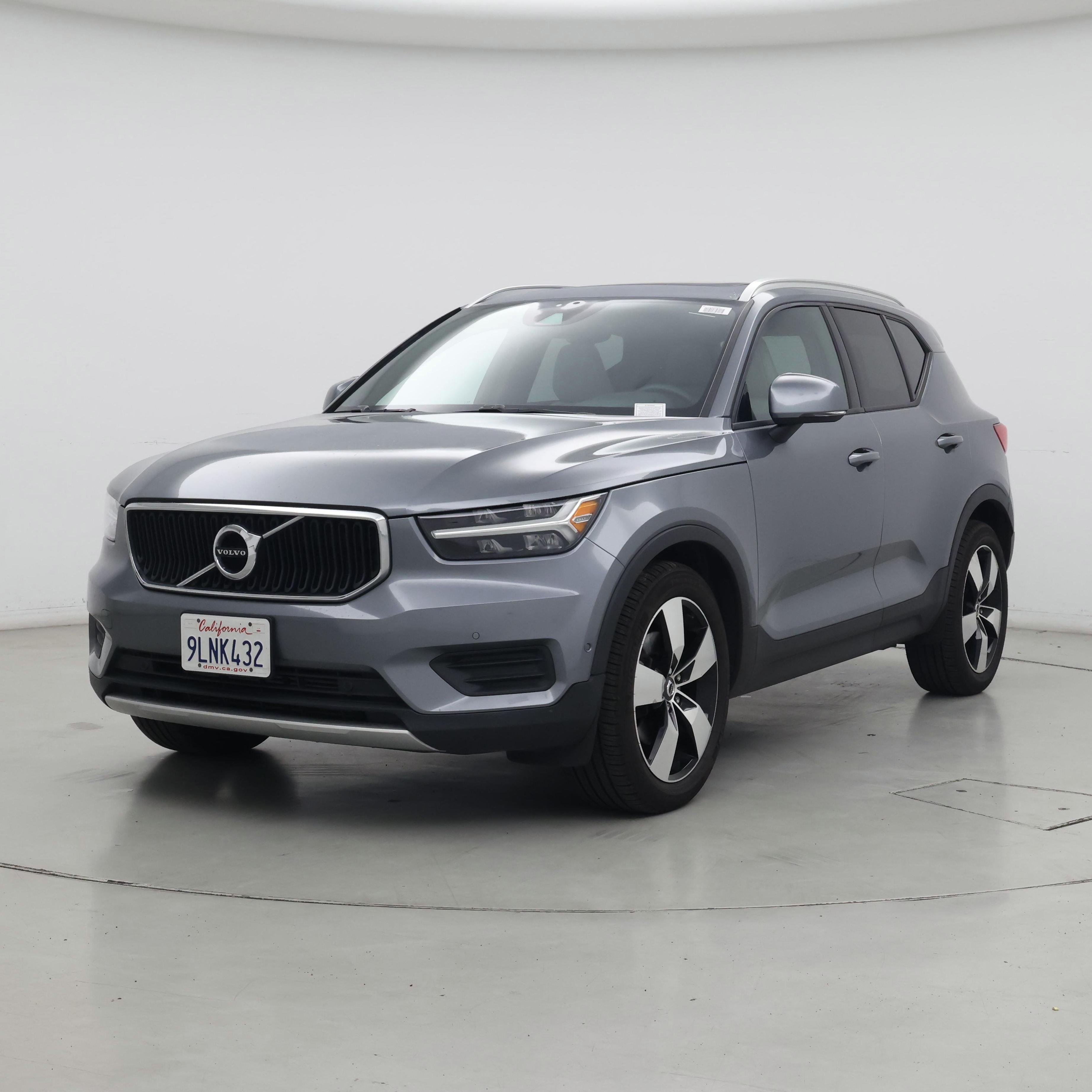 Thumbnail: 2019 Volvo XC40 - 4