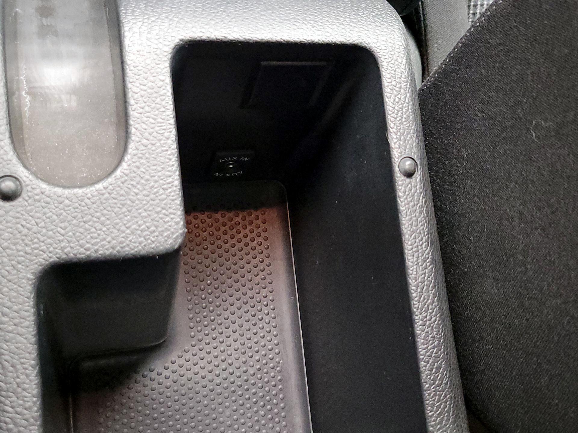 Thumbnail: 2014 Volkswagen Golf - 18