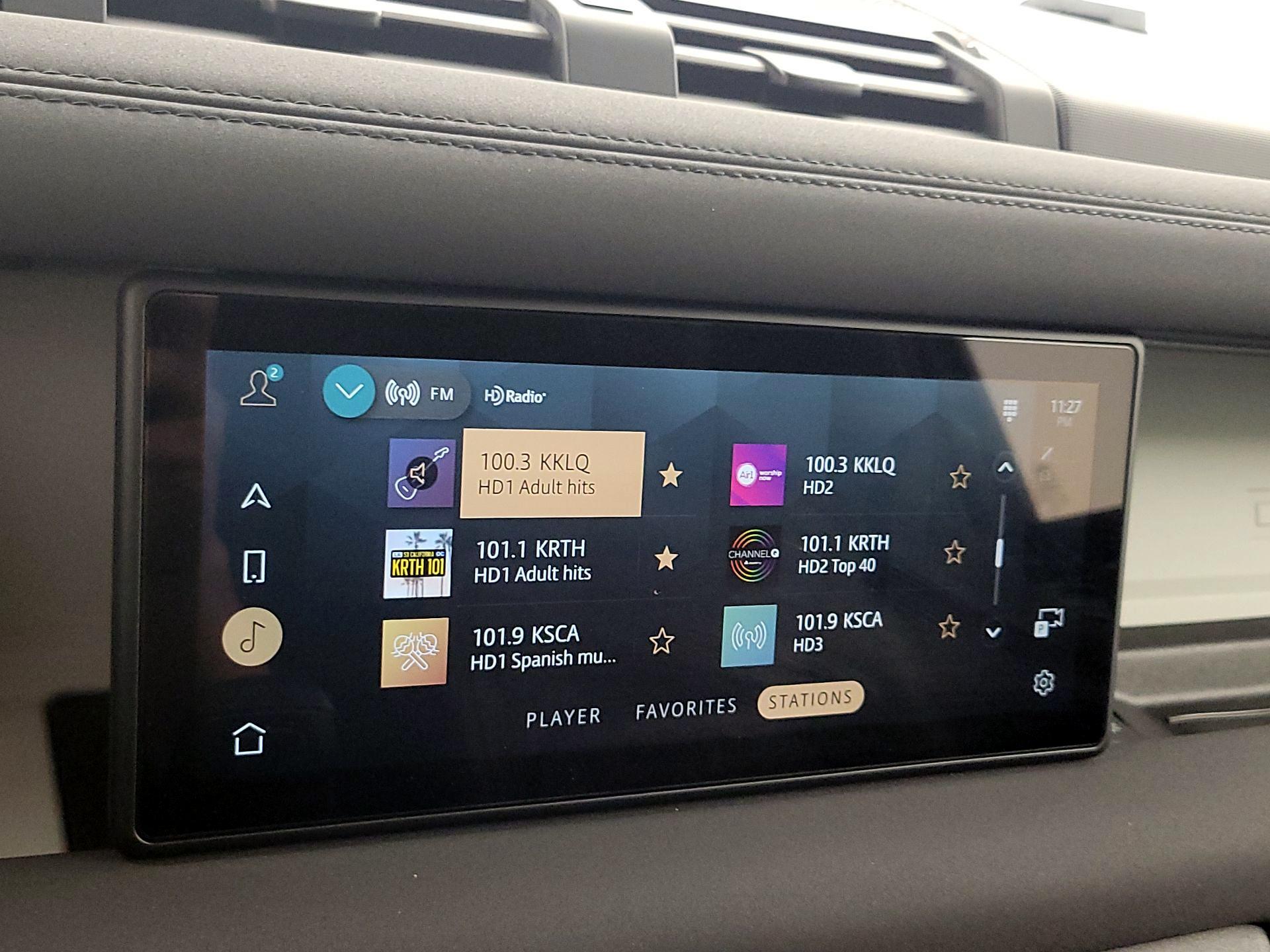 Thumbnail: 2023 Land Rover Defender - 16