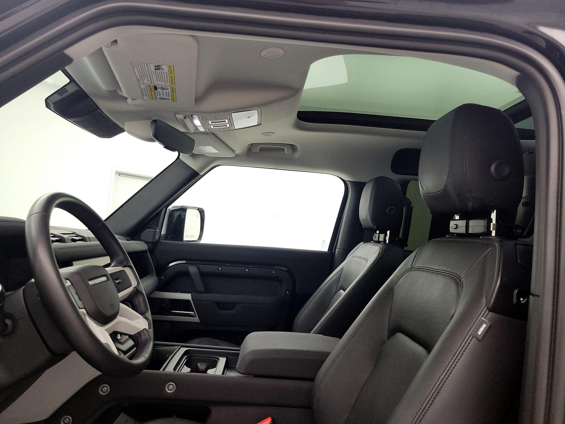 Thumbnail: 2023 Land Rover Defender - 20