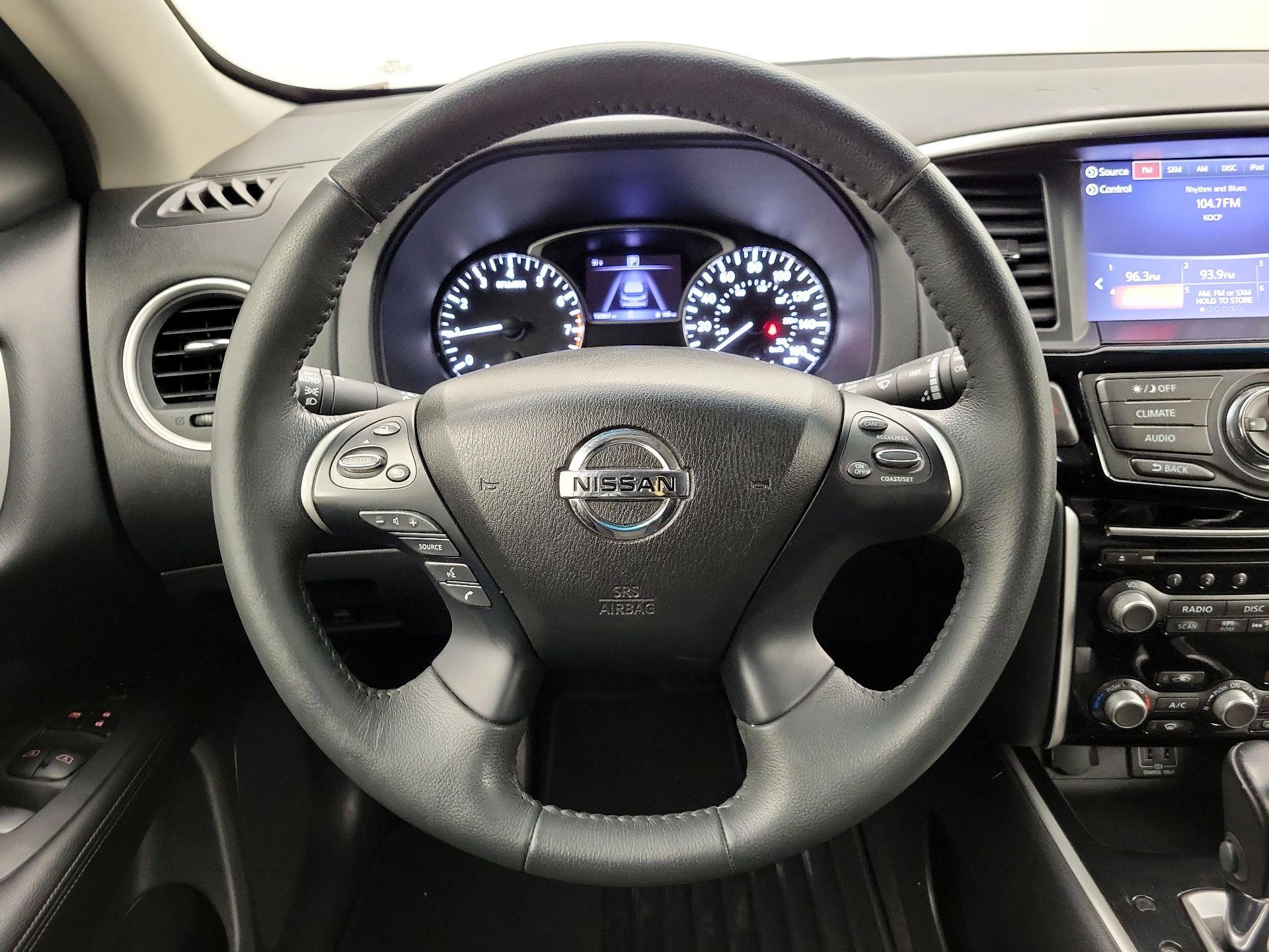 Thumbnail: 2018 Nissan Pathfinder - 10