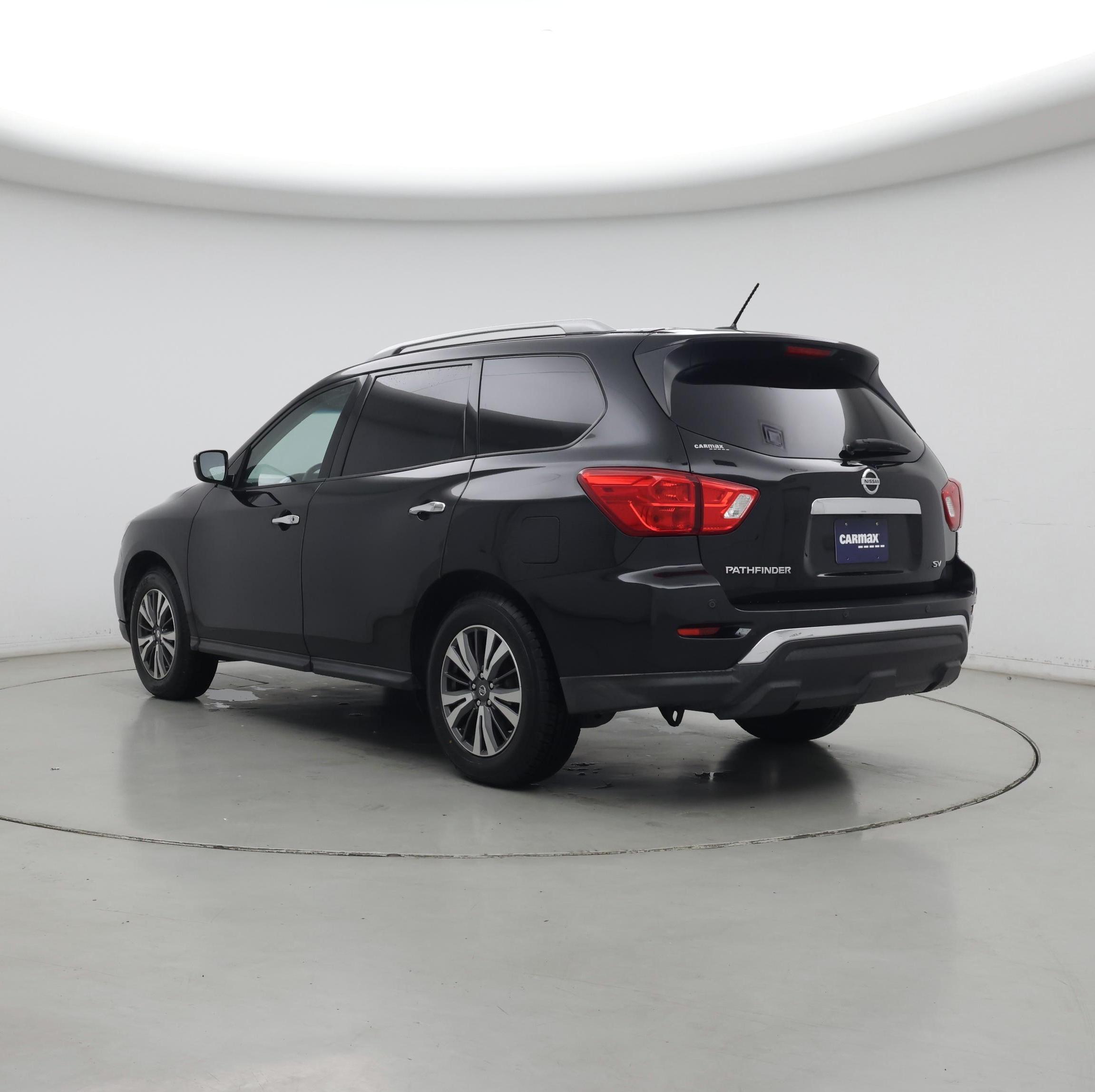 Thumbnail: 2018 Nissan Pathfinder - 2