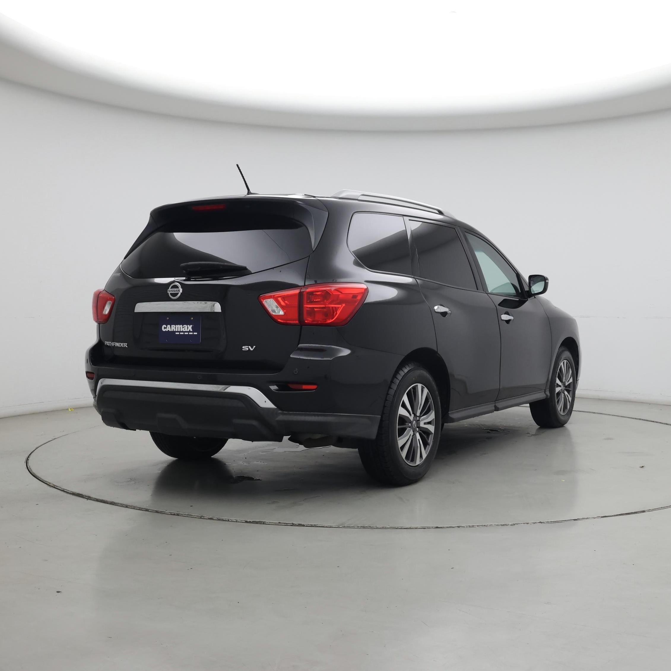 Thumbnail: 2018 Nissan Pathfinder - 8