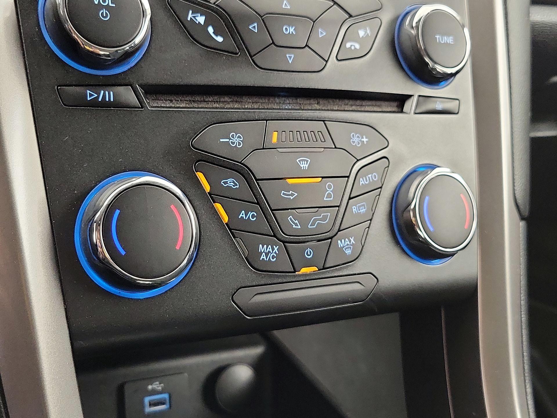 Thumbnail: 2018 Ford Fusion - 16