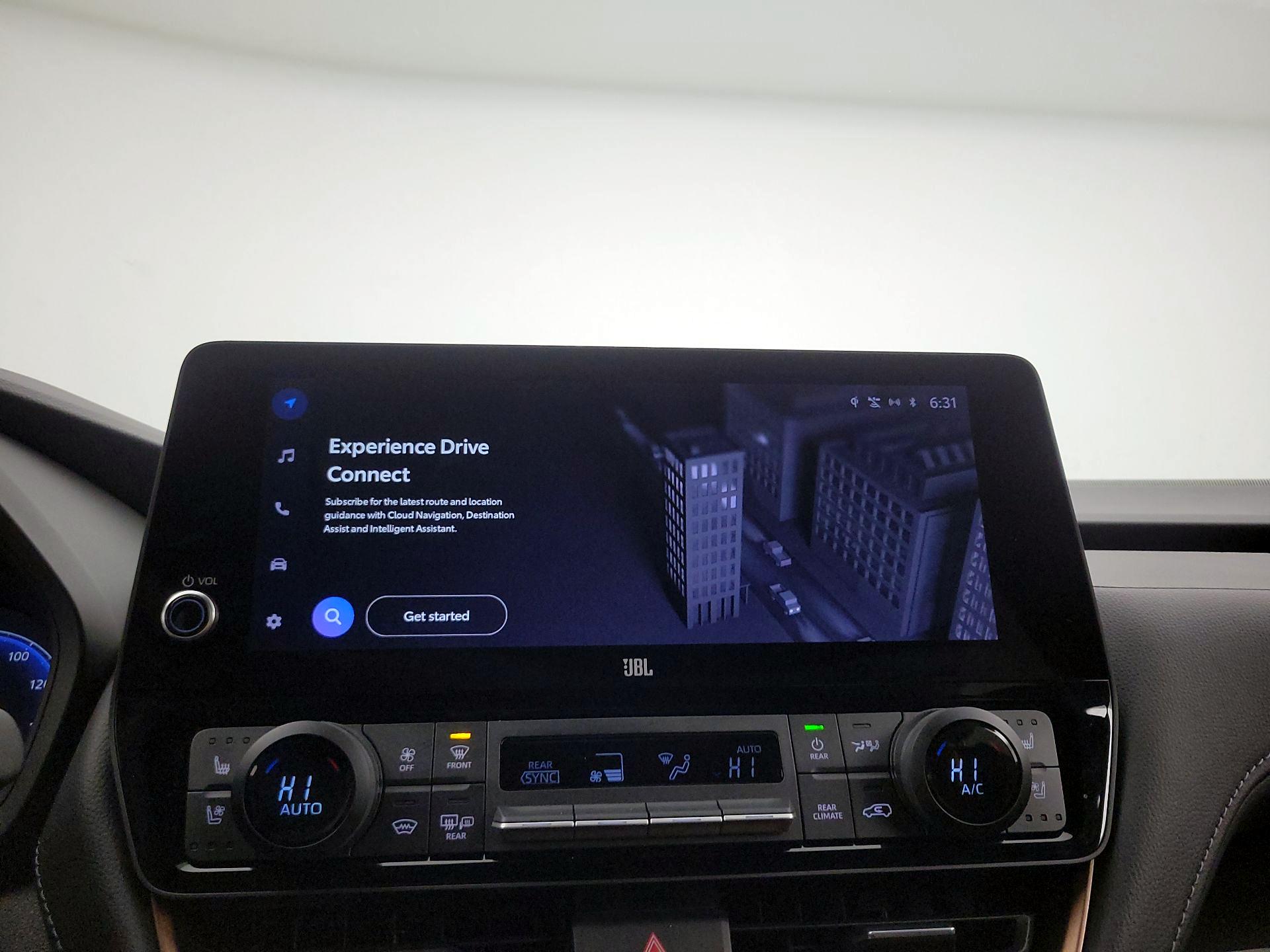 Thumbnail: 2024 Toyota Highlander - 14