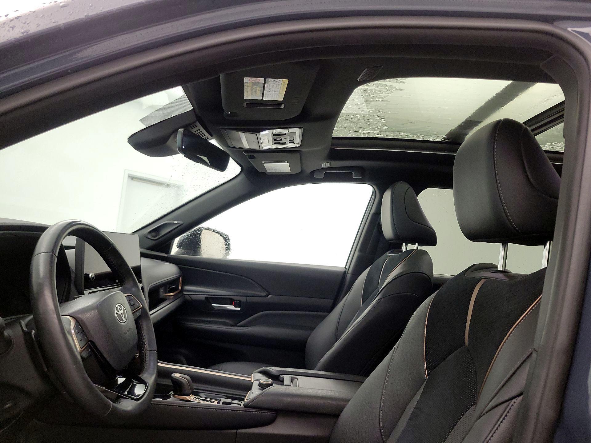 Thumbnail: 2024 Toyota Highlander - 20