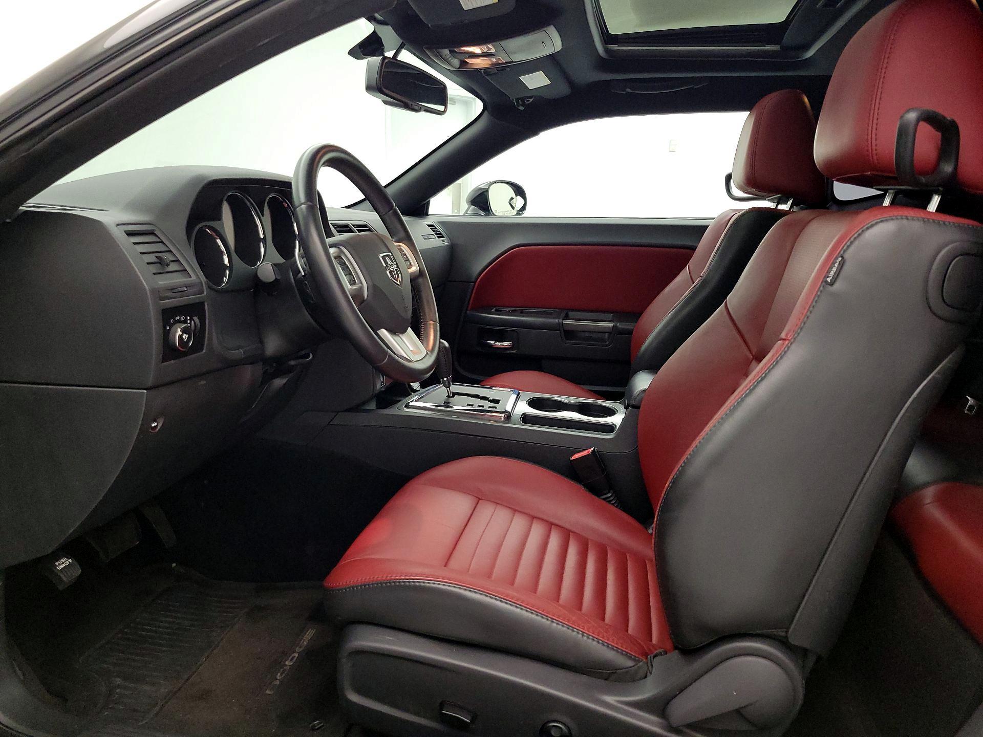 Thumbnail: 2014 Dodge Challenger - 11