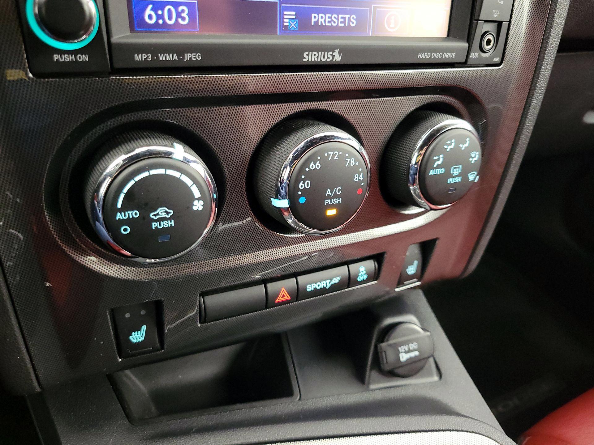 Thumbnail: 2014 Dodge Challenger - 16