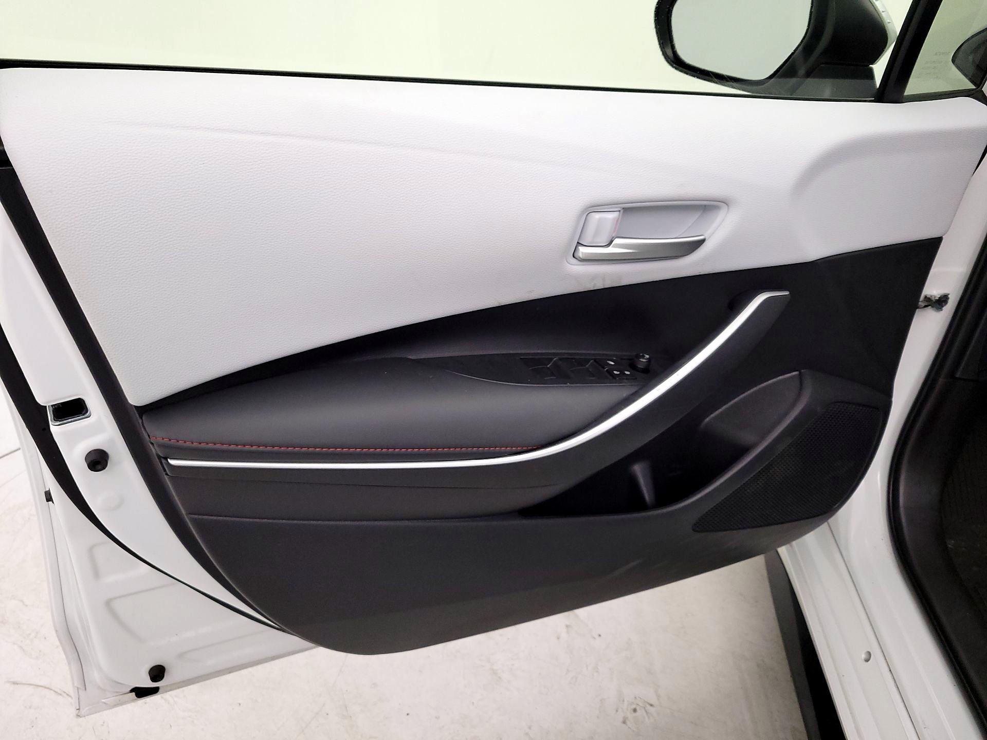 Thumbnail: 2024 Toyota Corolla - 12