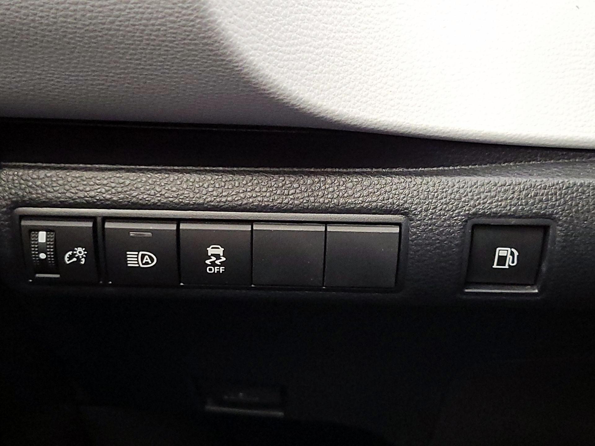 Thumbnail: 2024 Toyota Corolla - 13