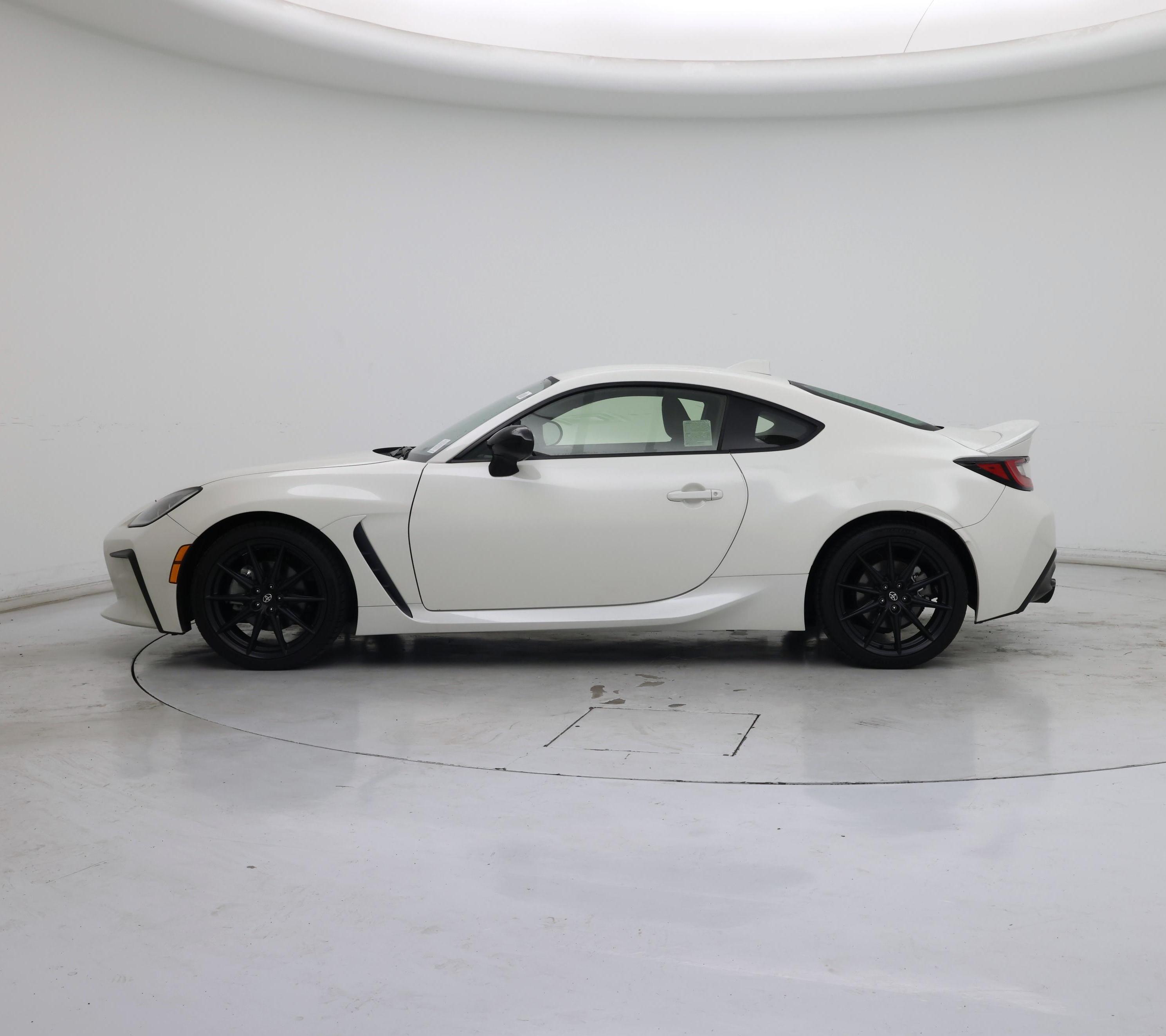 Thumbnail: 2023 Toyota GR86 - 3