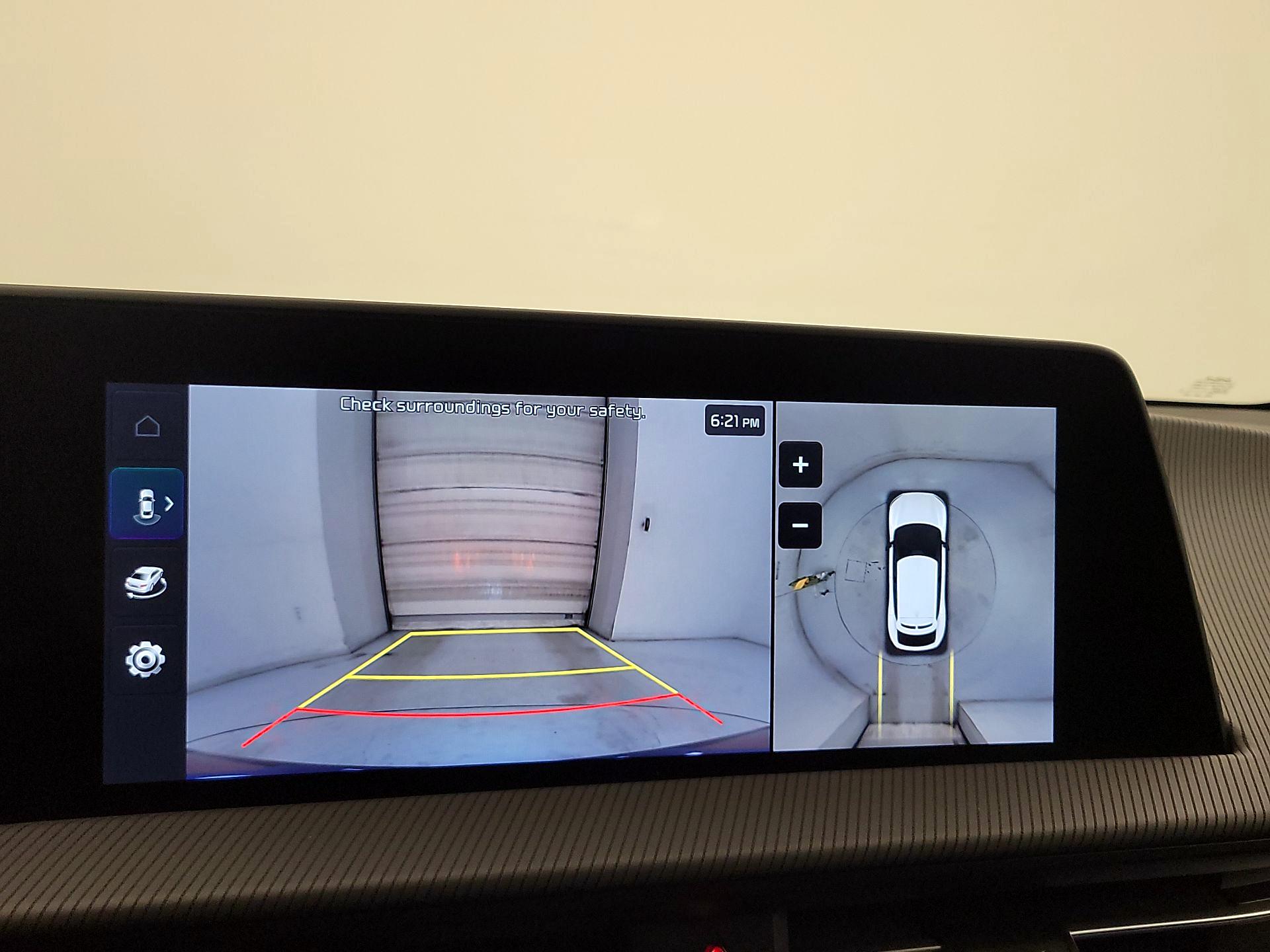 Thumbnail: 2023 Kia EV6 - 15