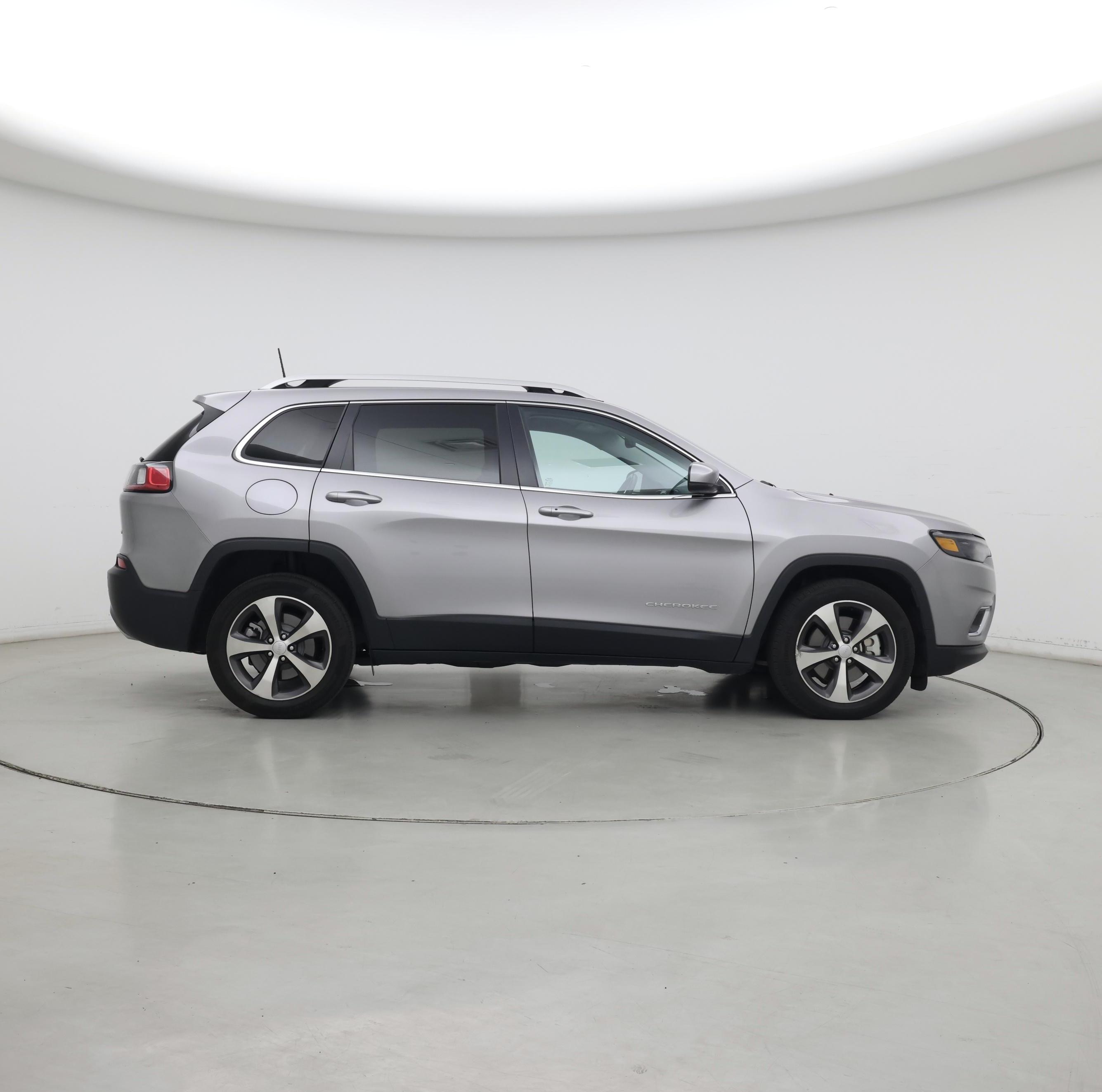 Thumbnail: 2020 Jeep Cherokee - 7