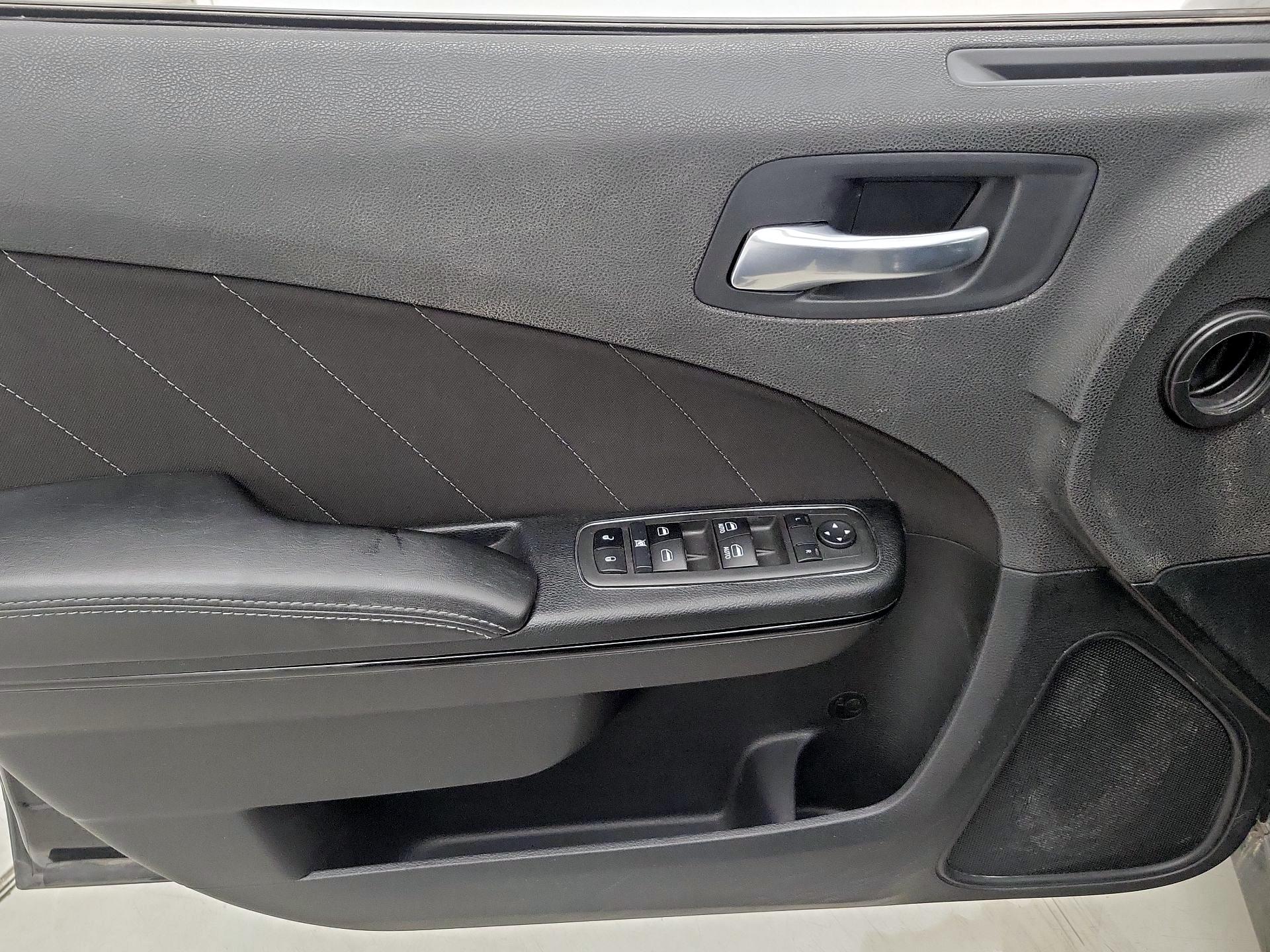 Thumbnail: 2021 Dodge Charger - 12