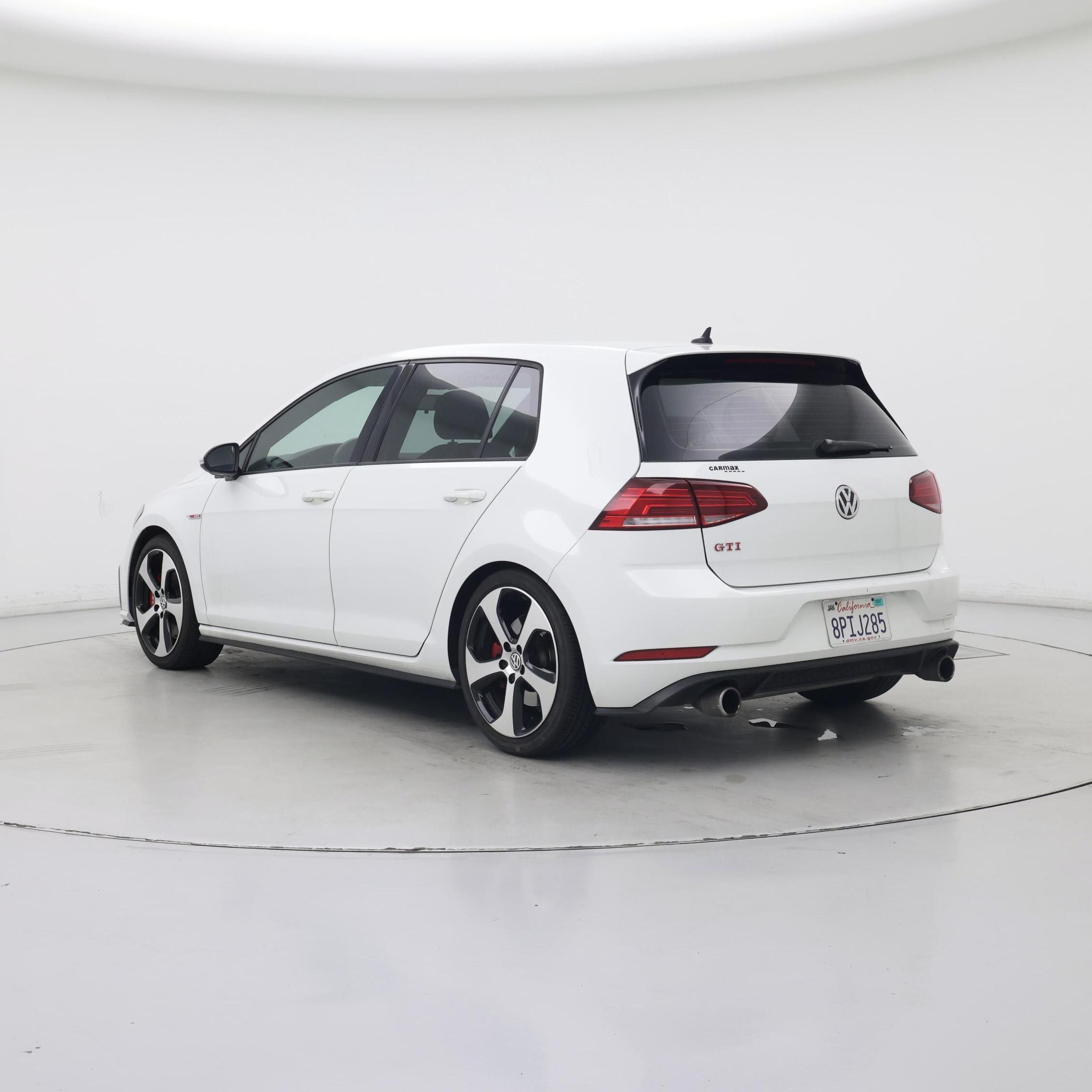 Thumbnail: 2019 Volkswagen Golf - 2