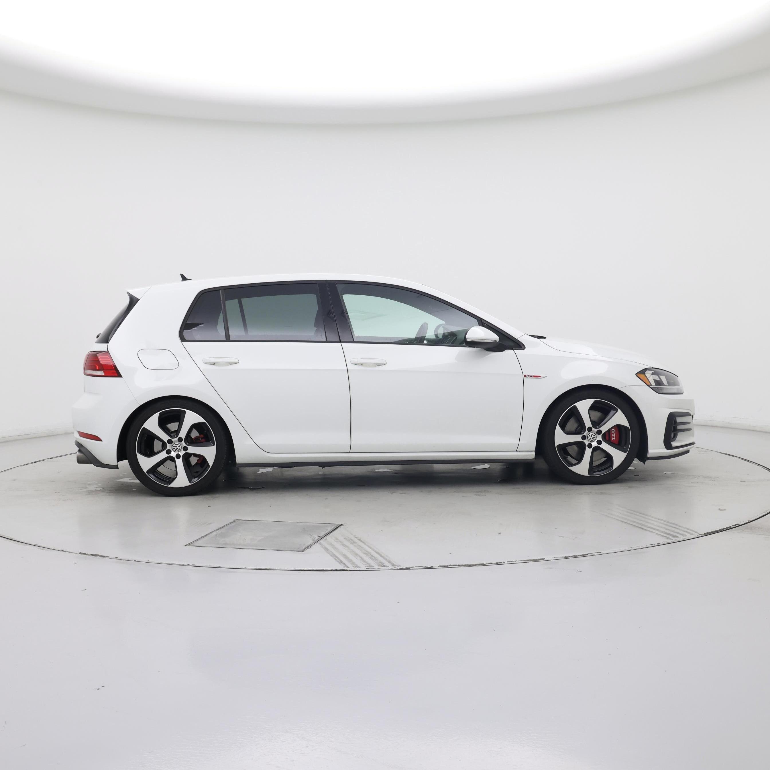 Thumbnail: 2019 Volkswagen Golf - 7