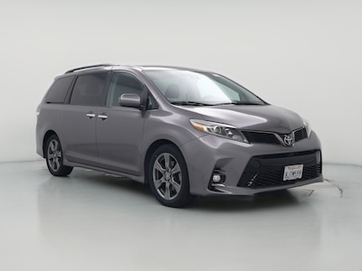 2019 Toyota Sienna SE