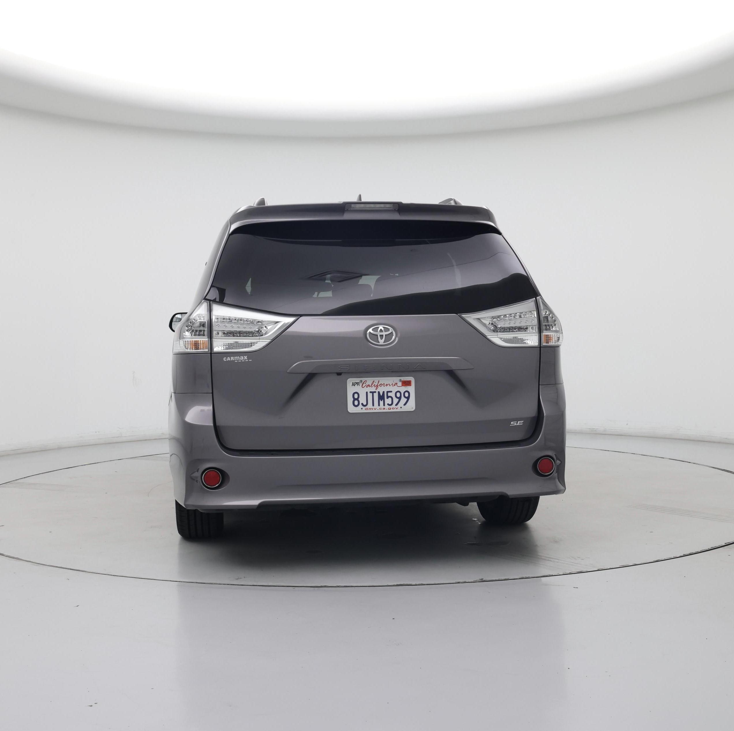 Thumbnail: 2019 Toyota Sienna - 6