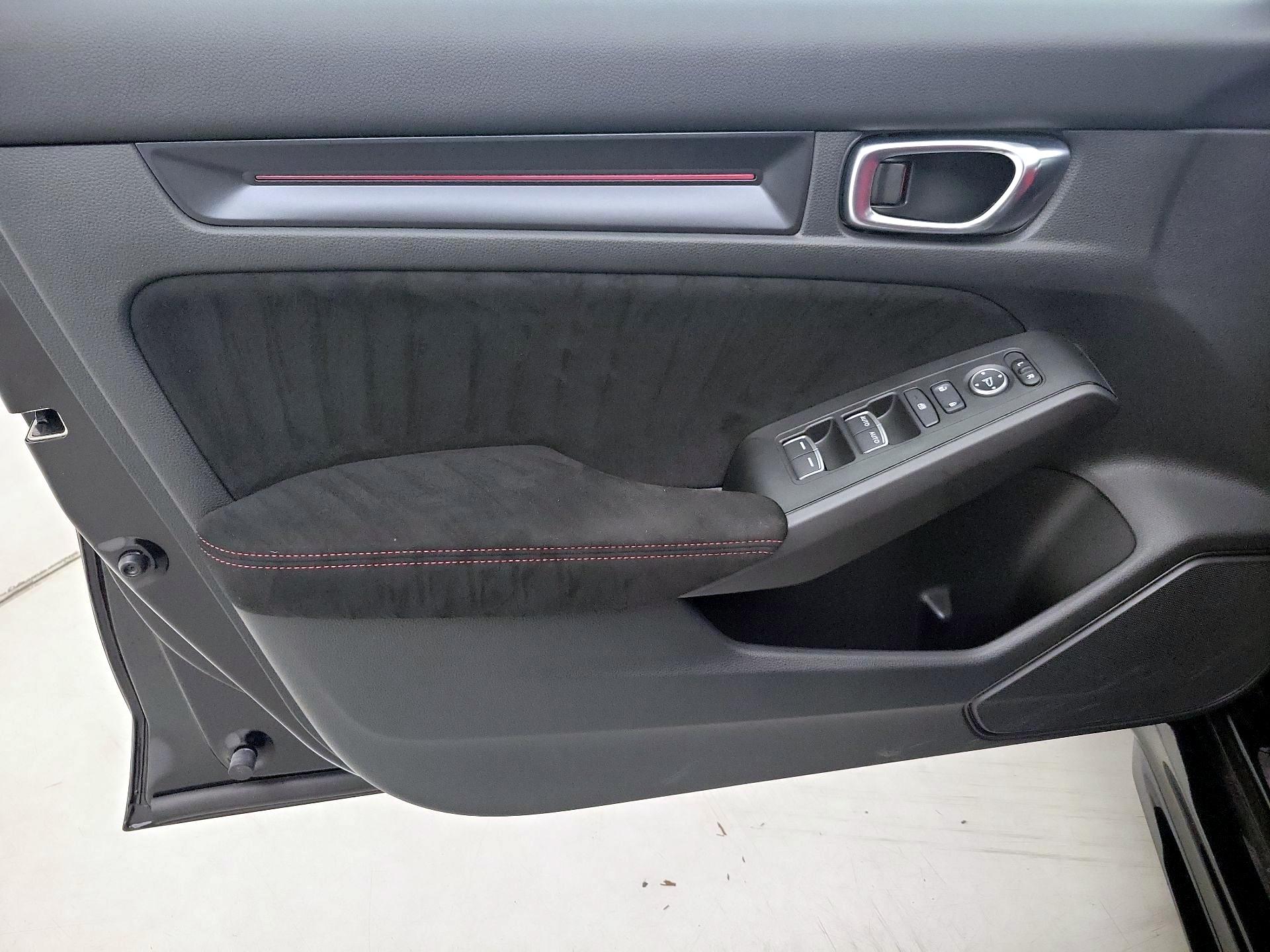 Thumbnail: 2024 Honda Civic - 12