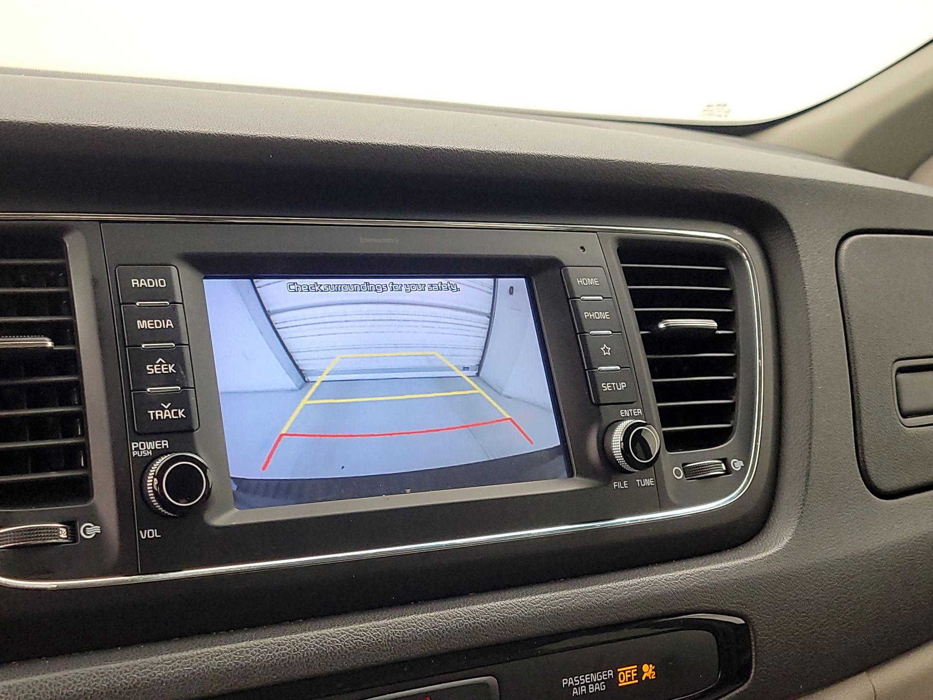 Thumbnail: 2021 Kia Sedona - 14